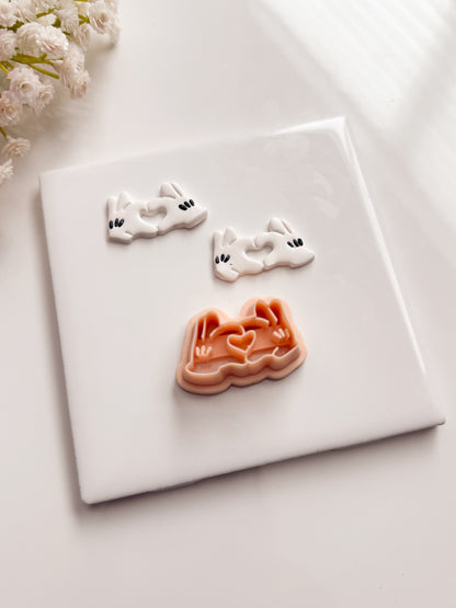 Mickey Mouse Heart Glove Clay Cutter | Mickey Mouse Heart Glove Polymer Clay Cutter for DIY Disney Earrings Cute Jewelry and Handmade Valentine's Accessories