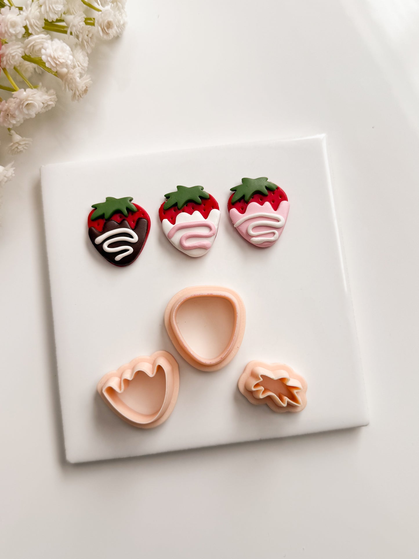 Chocolate Strawberry No. 3 Clay Cutter | Chocolate Strawberry No. 3 Polymer Clay Cutter for DIY Valentine Earrings Dessert-Themed Jewelry and Handmade Cute Accessories
