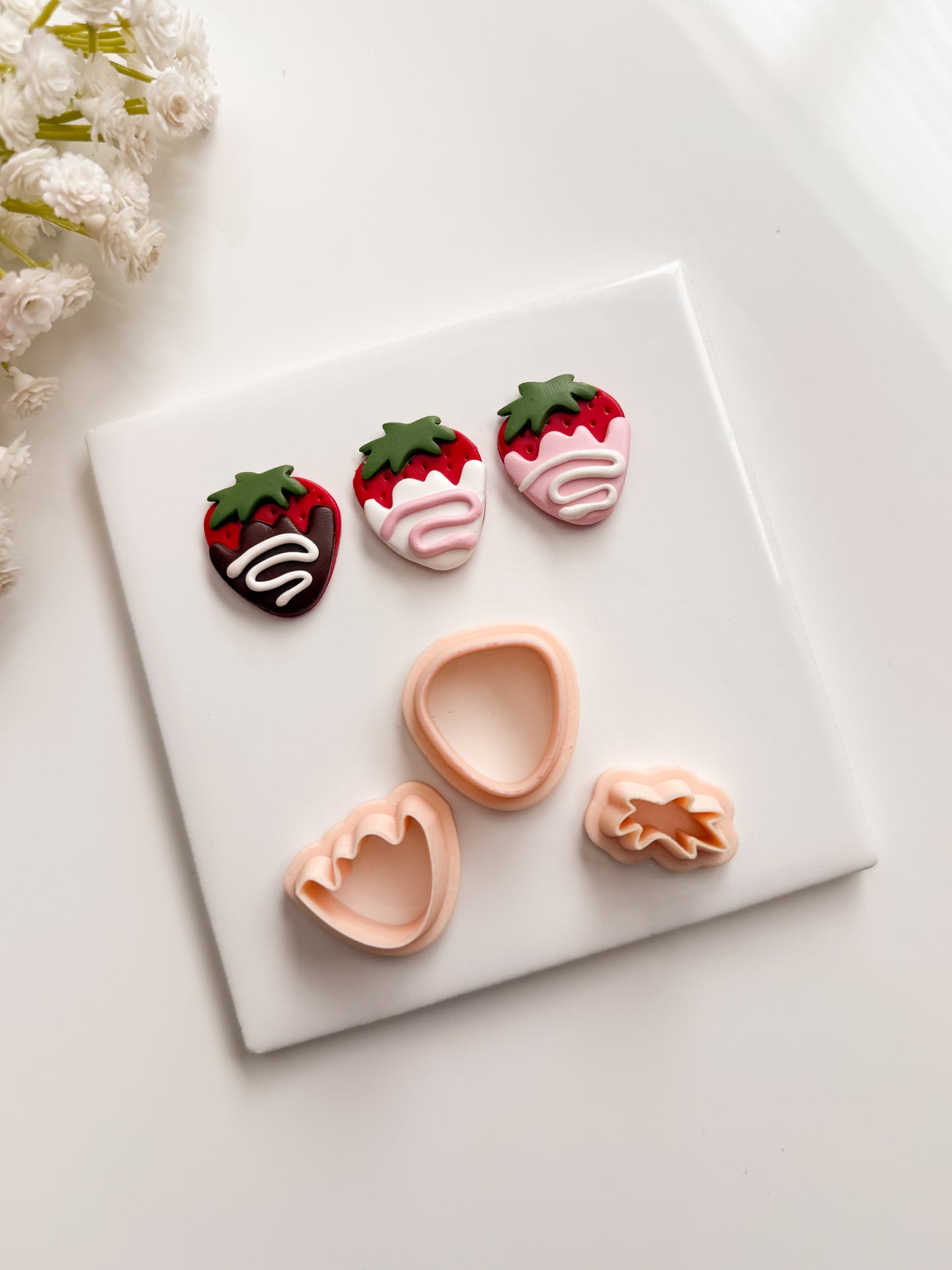 Chocolate Strawberry No. 3 Clay Cutter | Chocolate Strawberry No. 3 Polymer Clay Cutter for DIY Valentine Earrings Dessert-Themed Jewelry and Handmade Cute Accessories