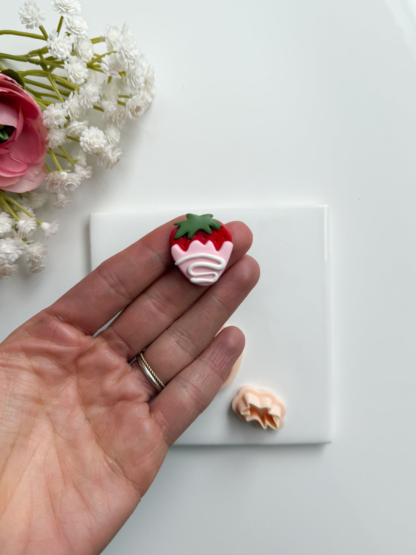 Chocolate Strawberry No. 3 Clay Cutter | Chocolate Strawberry No. 3 Polymer Clay Cutter for DIY Valentine Earrings Dessert-Themed Jewelry and Handmade Cute Accessories