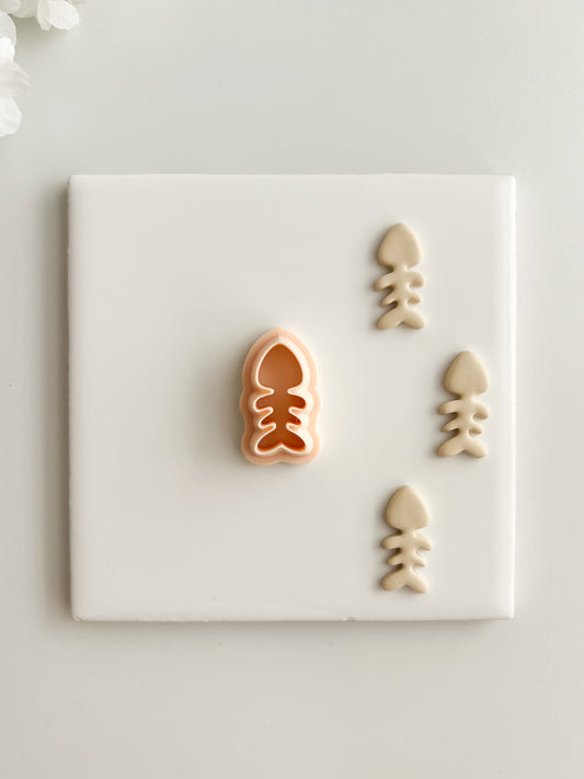 Boned Fish Clay Cutter | Boned Fish Polymer Clay Cutter for DIY Nautical Earrings Ocean-Themed Jewelry and Handmade Cute Accessories