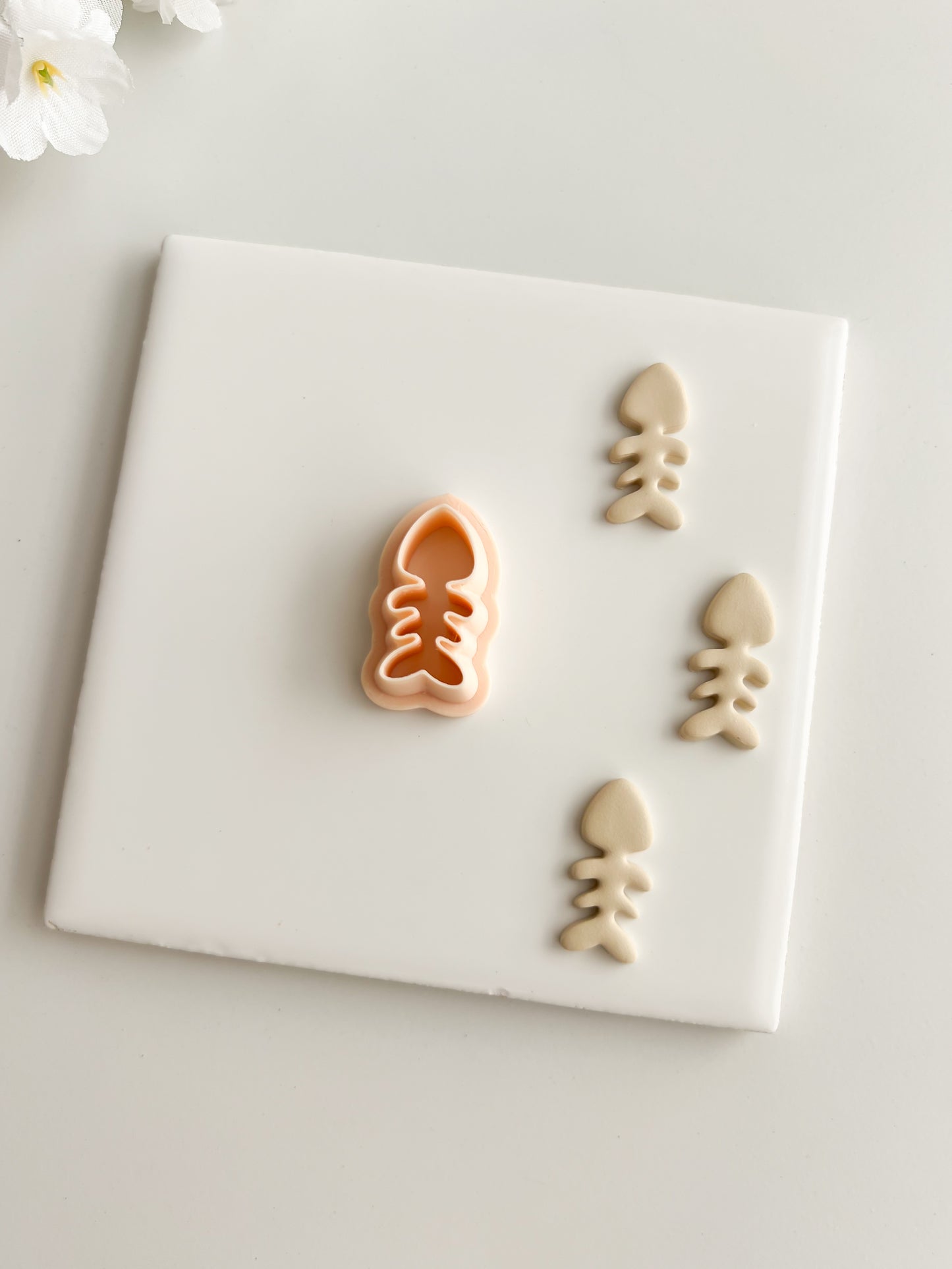Boned Fish Clay Cutter | Boned Fish Polymer Clay Cutter for DIY Nautical Earrings Ocean-Themed Jewelry and Handmade Cute Accessories