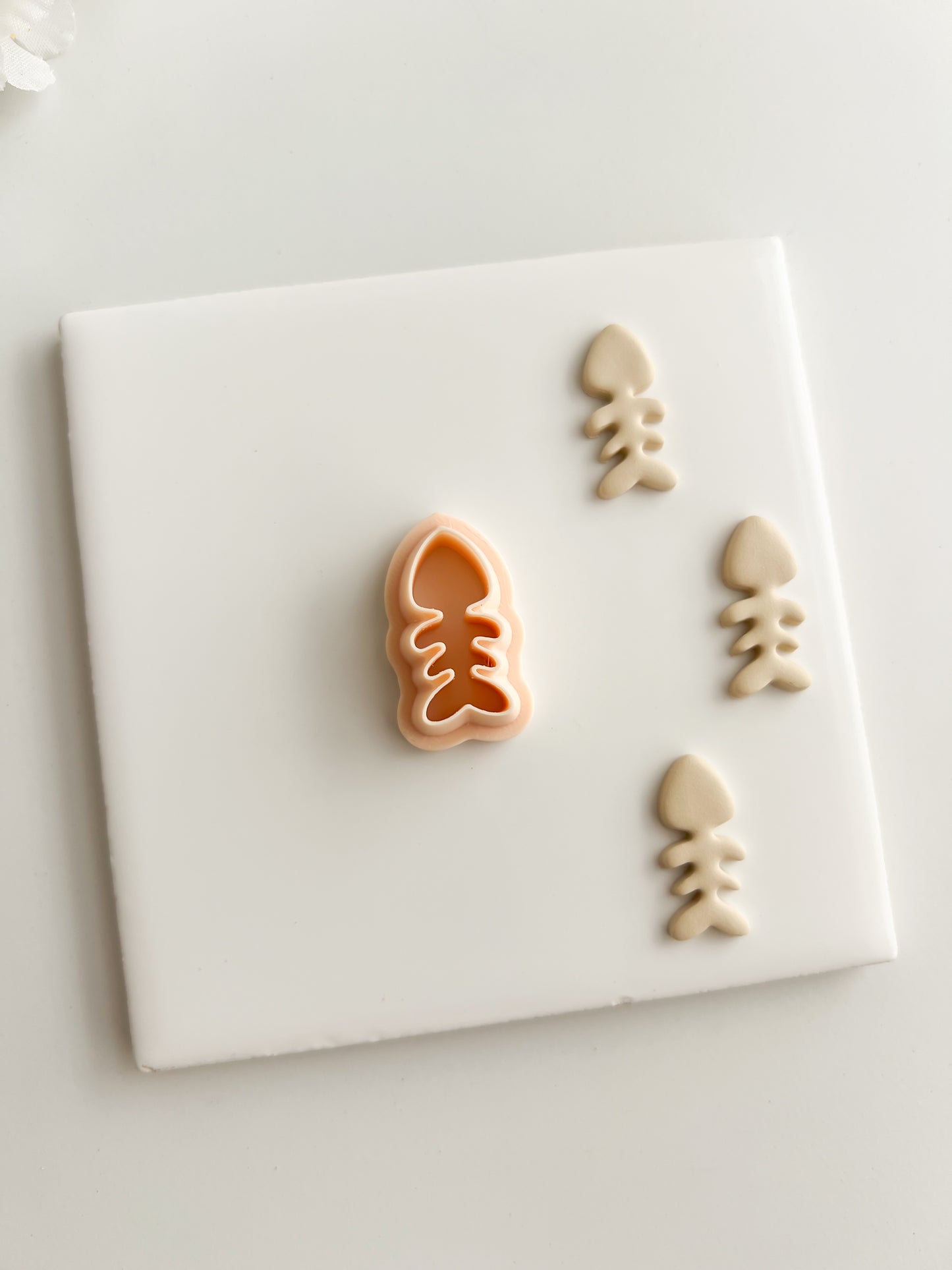 Boned Fish Clay Cutter | Boned Fish Polymer Clay Cutter for DIY Nautical Earrings Ocean-Themed Jewelry and Handmade Cute Accessories