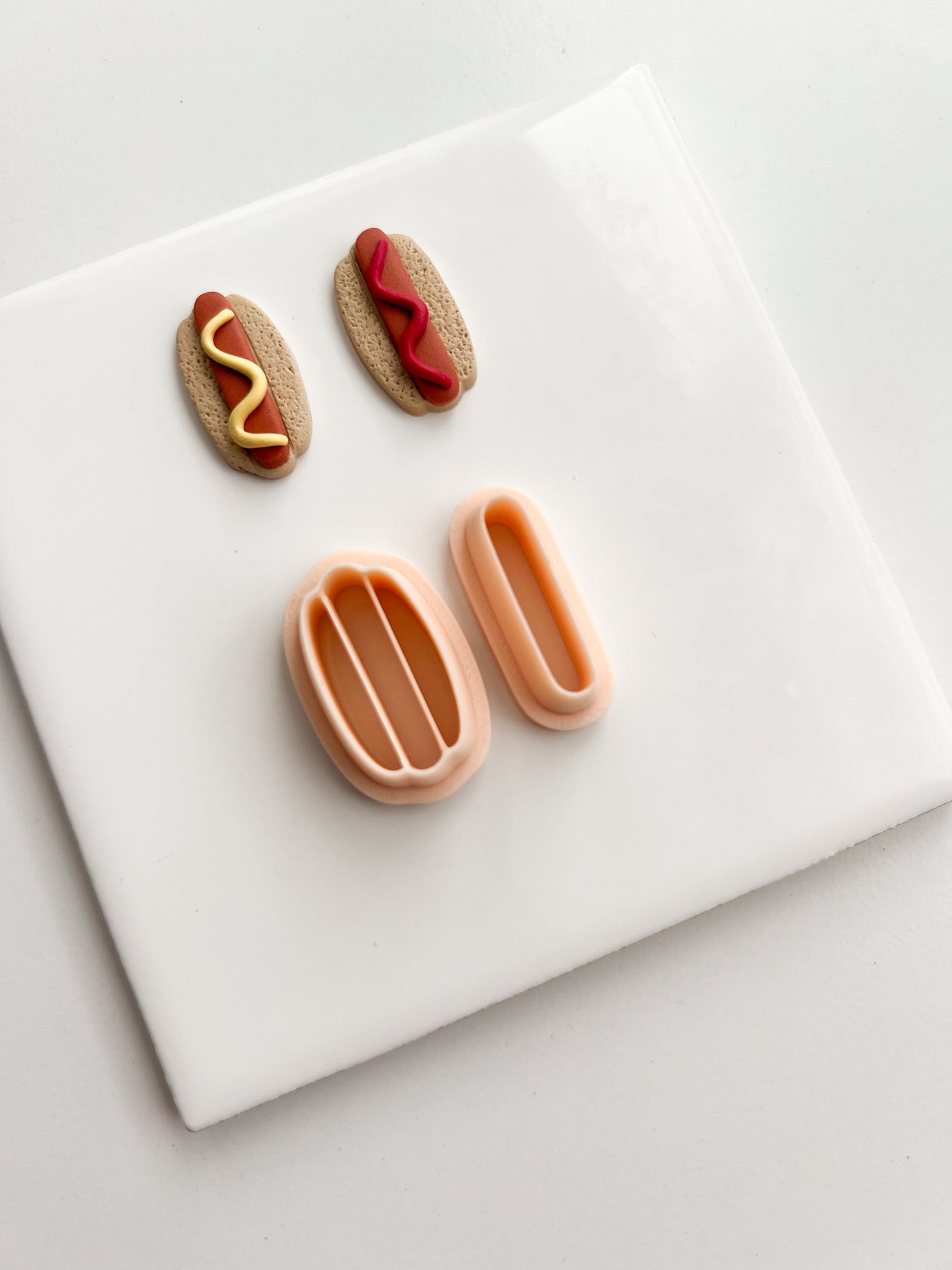 Hotdog Clay Cutter | Hotdog Polymer Clay Cutter for DIY Food Earrings Snack Jewelry and Handmade Fast-Food Accessories