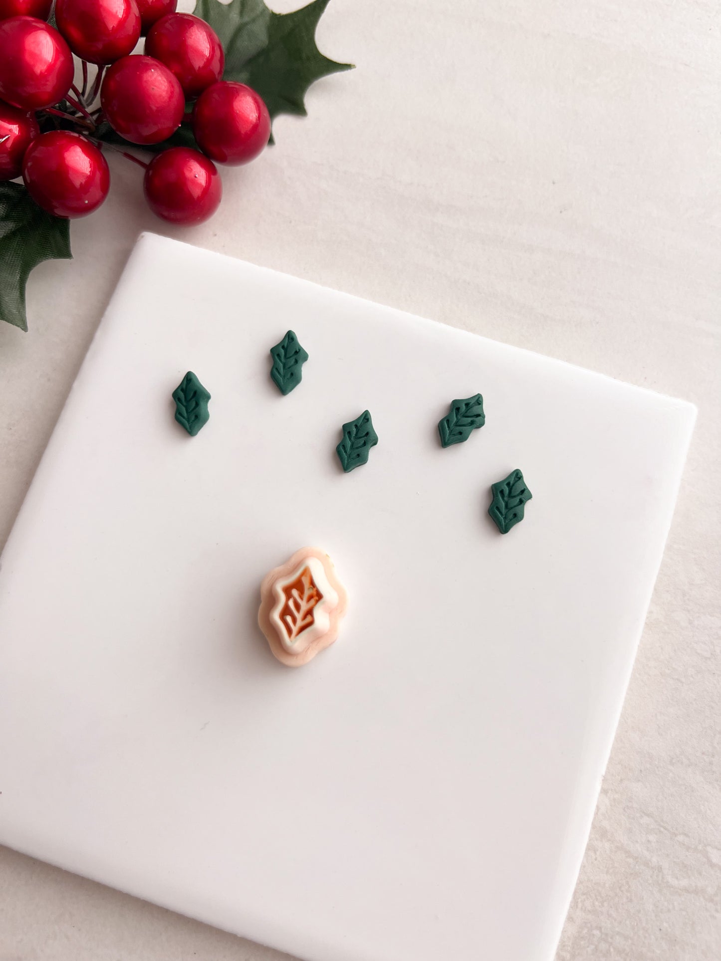Holly Leaf No. 3 Clay Cutter | Holly Leaf No. 3 Polymer Clay Cutter for DIY Christmas Earrings Holiday Jewelry and Handmade Botanical Accessories