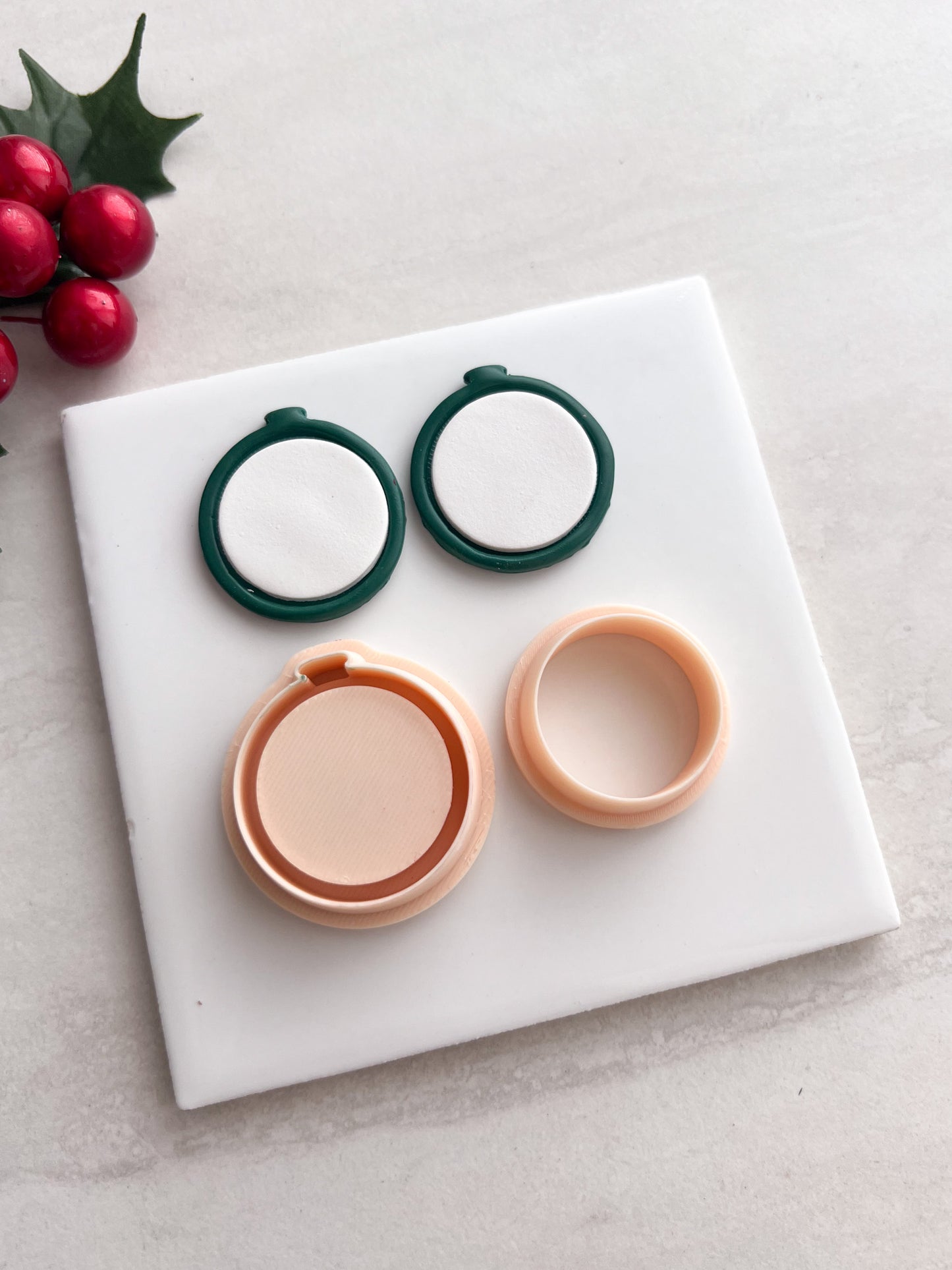 Debossed Circle Pendant Clay Cutter | Debossed Circle Pendant Polymer Clay Cutter for DIY Minimalist Earrings Geometric-Themed Jewelry and Handmade Chic Accessories