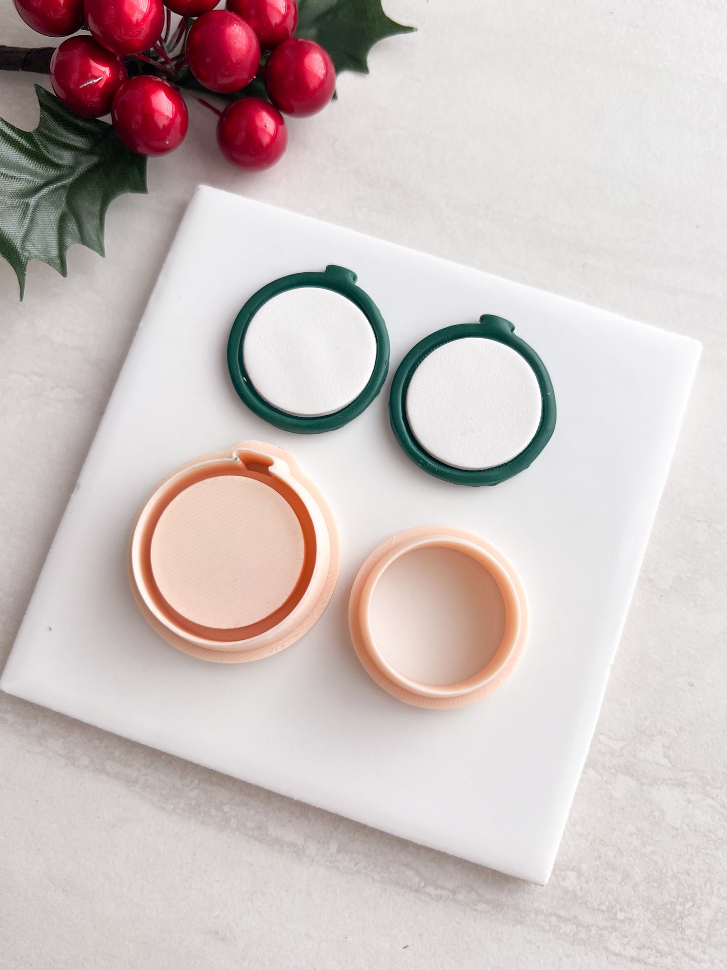 Debossed Circle Pendant Clay Cutter | Debossed Circle Pendant Polymer Clay Cutter for DIY Minimalist Earrings Geometric-Themed Jewelry and Handmade Chic Accessories