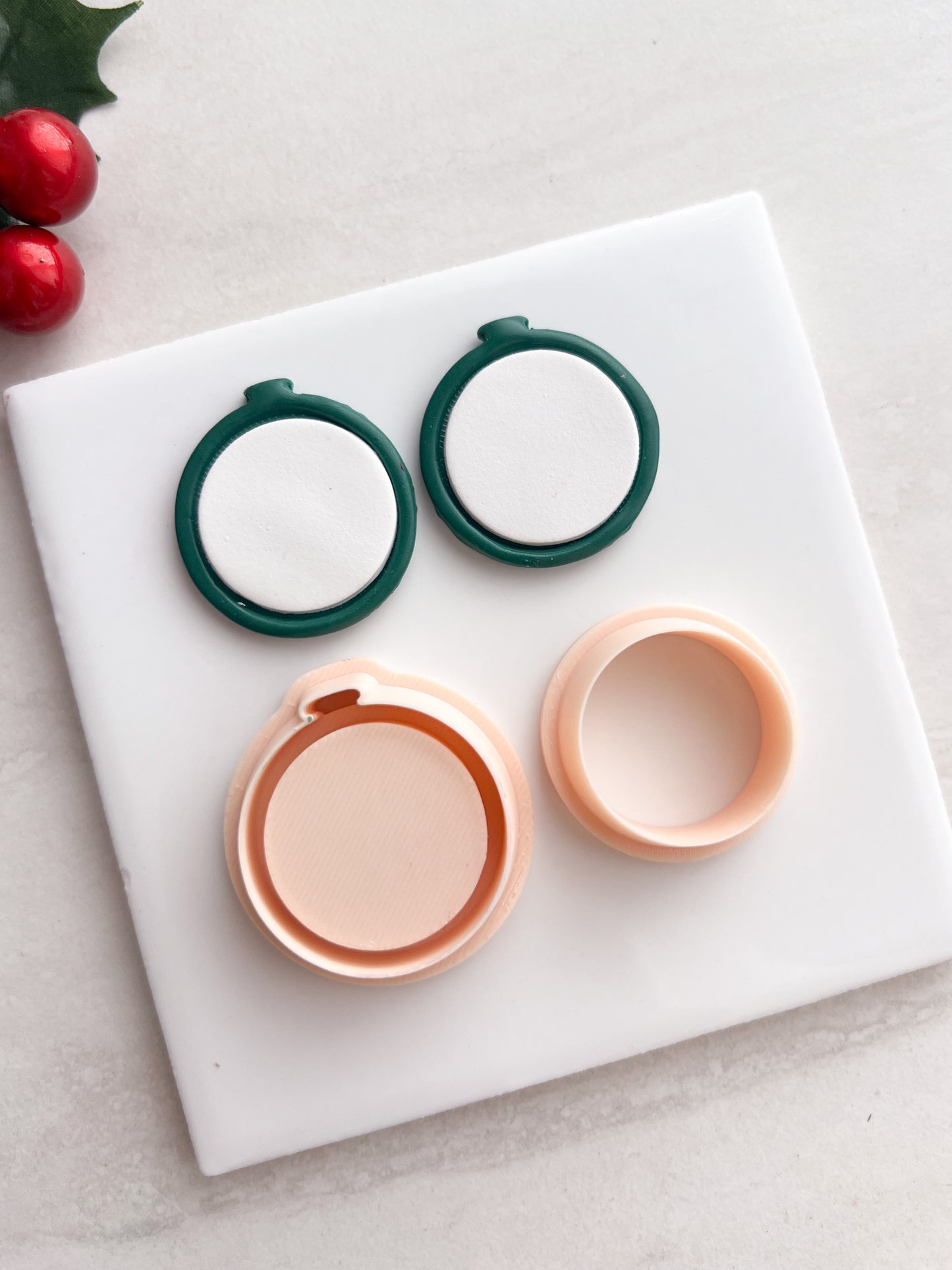 Debossed Circle Pendant Clay Cutter | Debossed Circle Pendant Polymer Clay Cutter for DIY Minimalist Earrings Geometric-Themed Jewelry and Handmade Chic Accessories