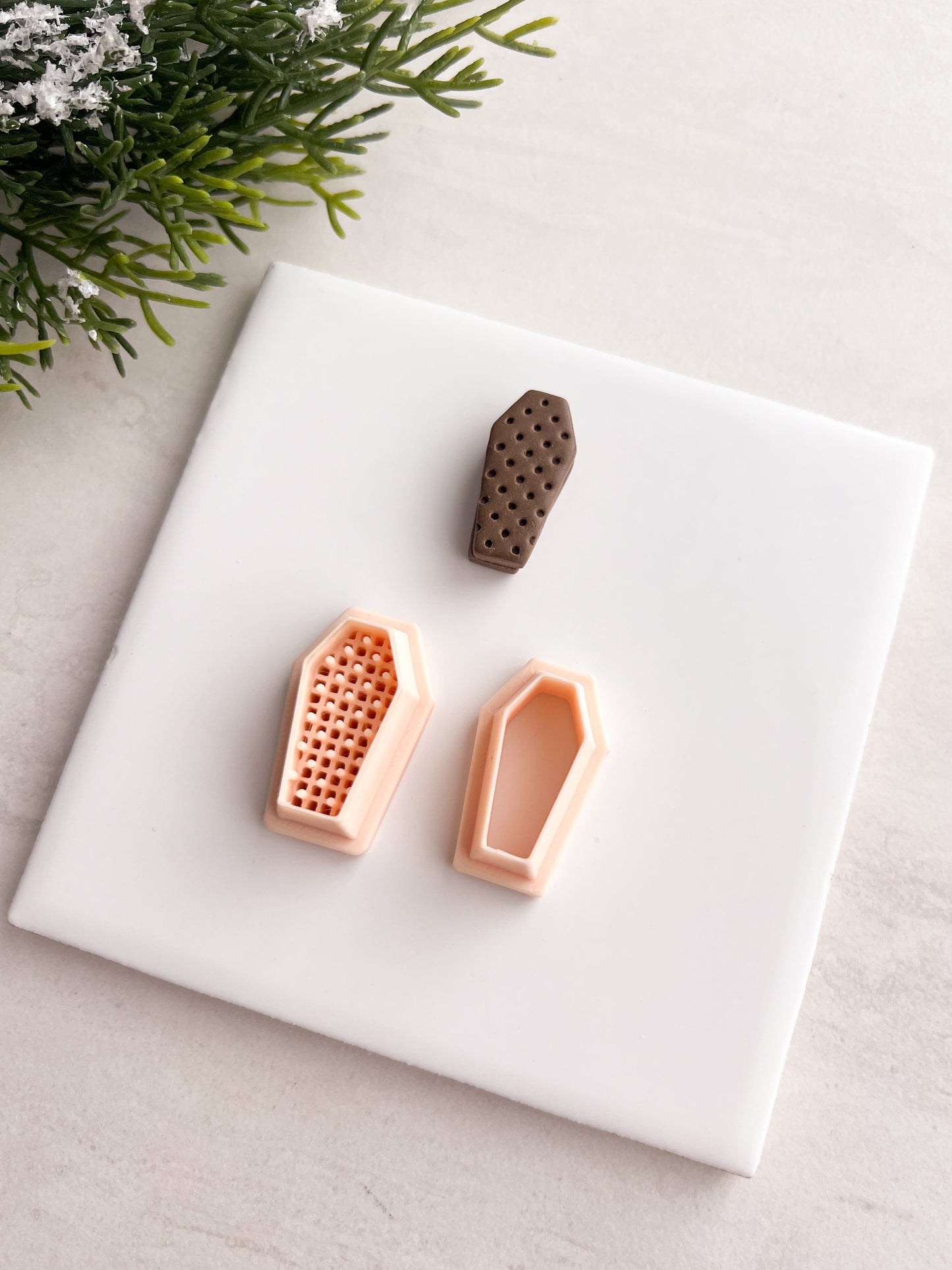 Coffin Ice Cream Sandwich Clay Cutter | Coffin Ice Cream Sandwich Polymer Clay Cutter for DIY Halloween Earrings Spooky-Themed Jewelry and Handmade Cute Accessories