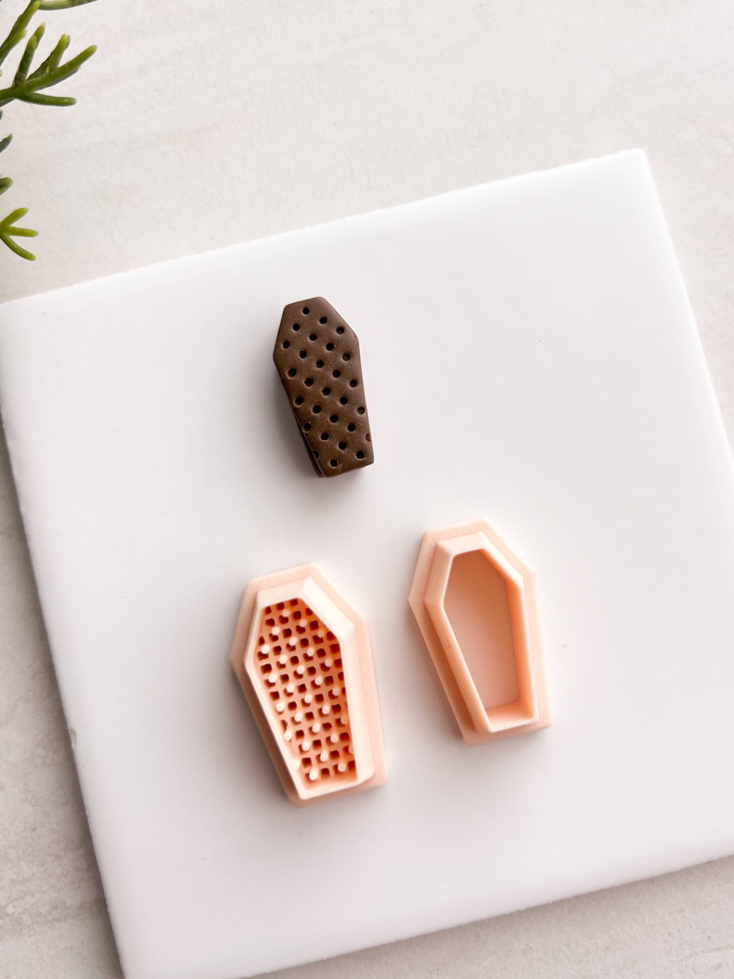 Coffin Ice Cream Sandwich Clay Cutter | Coffin Ice Cream Sandwich Polymer Clay Cutter for DIY Halloween Earrings Spooky-Themed Jewelry and Handmade Cute Accessories
