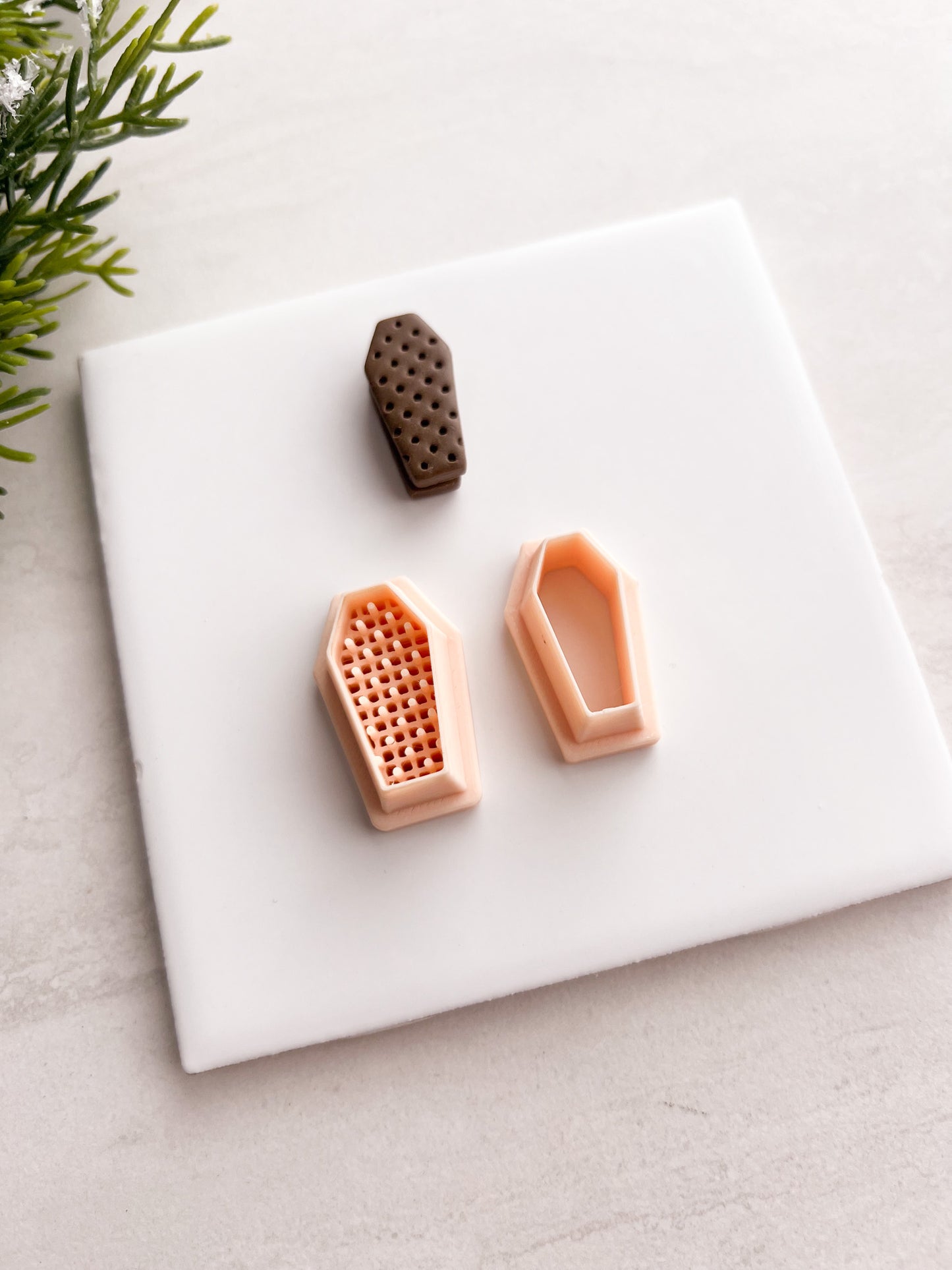 Coffin Ice Cream Sandwich Clay Cutter | Coffin Ice Cream Sandwich Polymer Clay Cutter for DIY Halloween Earrings Spooky-Themed Jewelry and Handmade Cute Accessories