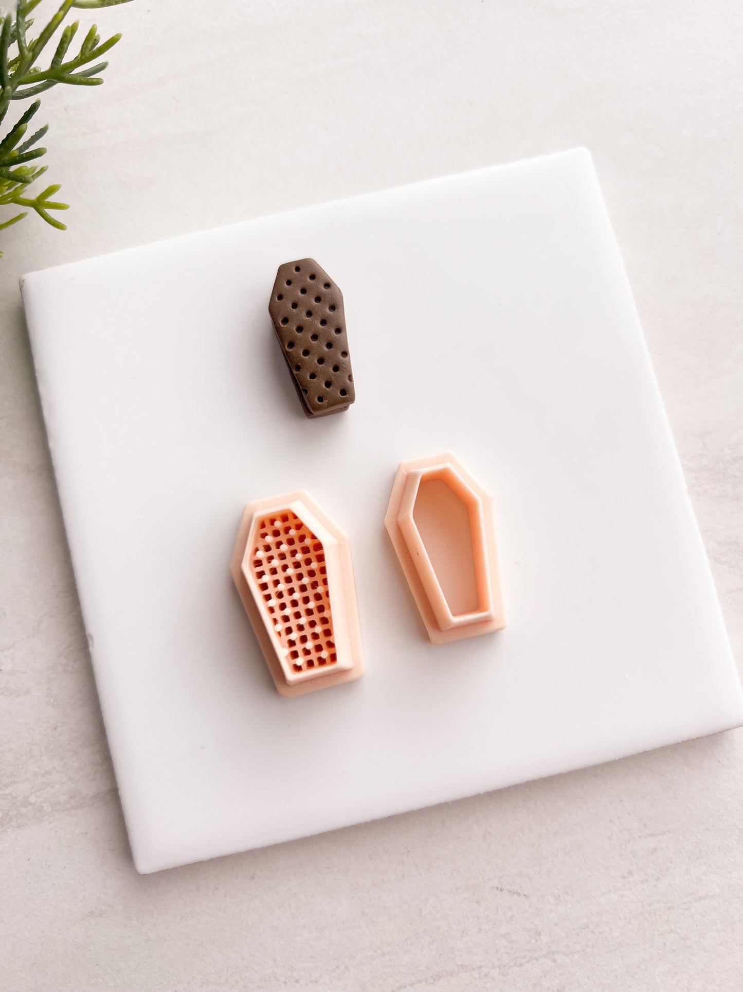 Coffin Ice Cream Sandwich Clay Cutter | Coffin Ice Cream Sandwich Polymer Clay Cutter for DIY Halloween Earrings Spooky-Themed Jewelry and Handmade Cute Accessories