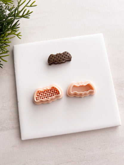 Bat Ice Cream Sandwich Clay Cutter | Bat Ice Cream Sandwich Polymer Clay Cutter for DIY Halloween Earrings Sweet-Themed Jewelry and Handmade Spooky Accessories