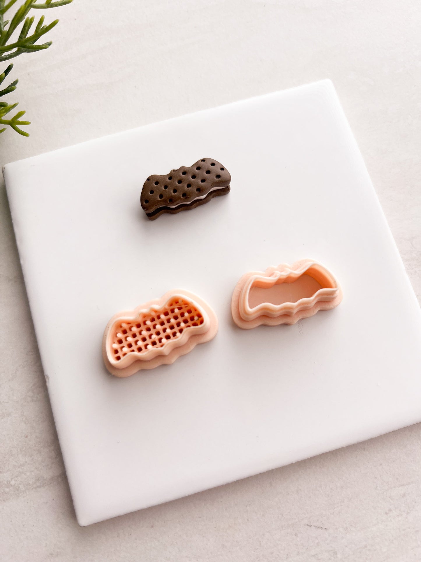 Bat Ice Cream Sandwich Clay Cutter | Bat Ice Cream Sandwich Polymer Clay Cutter for DIY Halloween Earrings Sweet-Themed Jewelry and Handmade Spooky Accessories