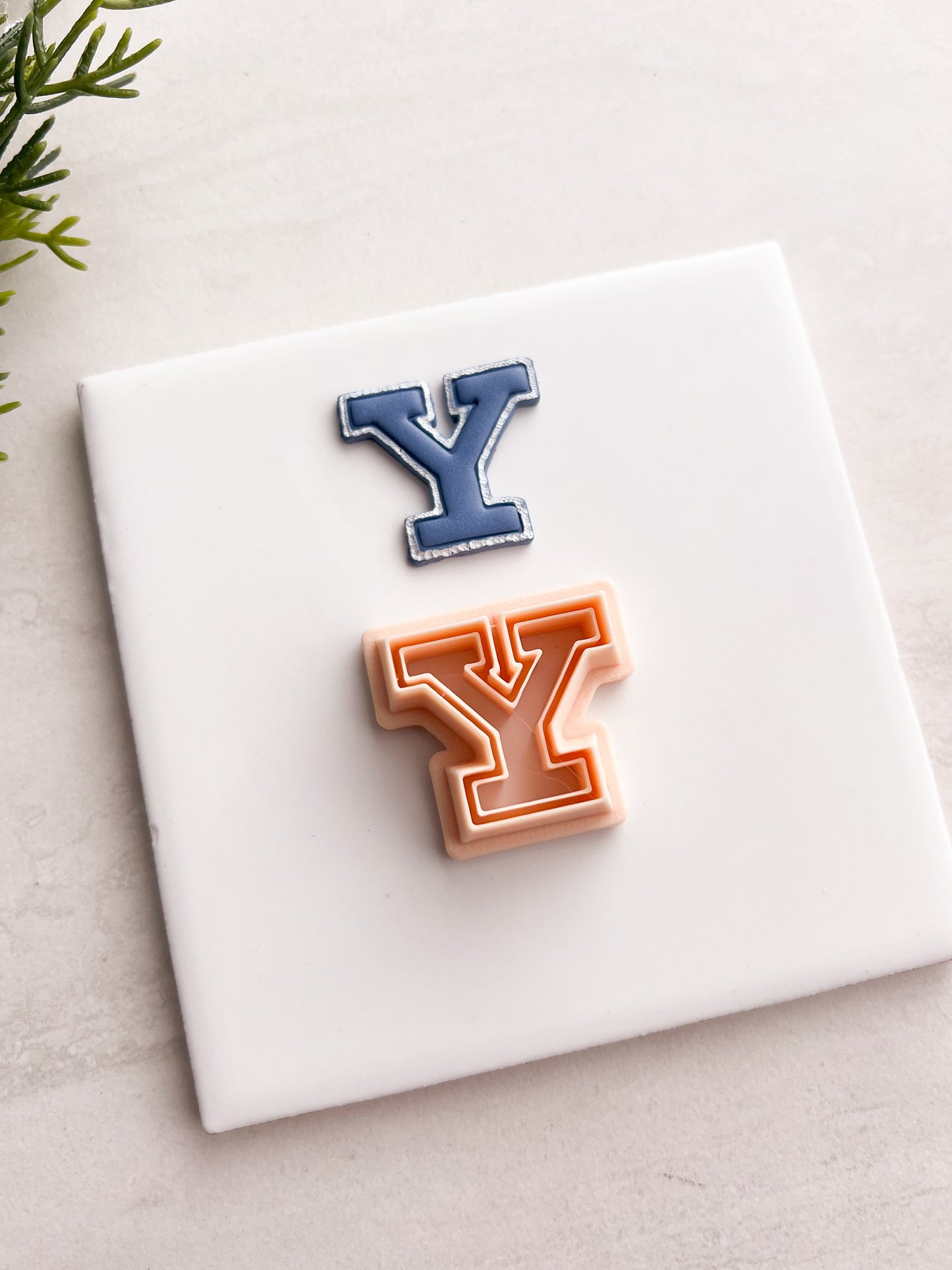 Yale Letter Gilmore Girl Clay Cutter | Yale Letter Polymer Clay Cutter for DIY College-Themed Earrings Nostalgic Jewelry and Handmade Pop Culture Accessories
