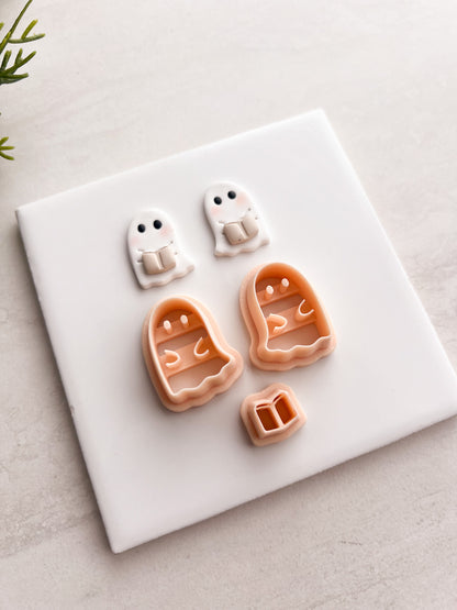 Ghost Reading Book Clay Cutter | Ghost Reading Book Polymer Clay Cutter for DIY Halloween Earrings Spooky-Themed Jewelry and Handmade Cute Accessories