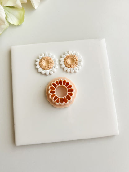 Daisy No. 12 Clay Cutter | Daisy No. 12 Polymer Clay Cutter for DIY Flower Earrings Spring-Themed Jewelry and Handmade Botanical Accessories