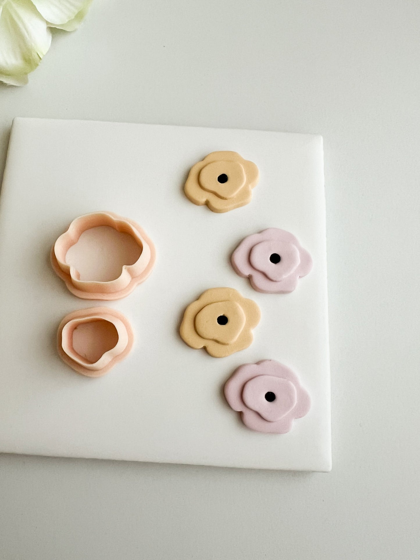 Two Part Poppy Flower Clay Cutter | Two Part Poppy Flower Polymer Clay Cutter for DIY Floral Earrings Botanical Jewelry and Handmade Nature Accessories