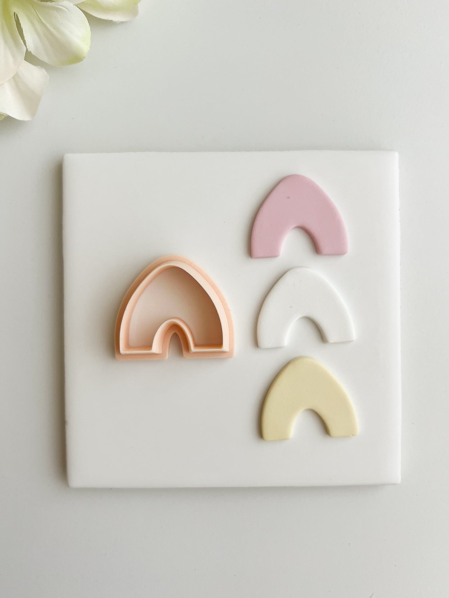 Pointed Wide Arch Clay Cutter | Pointed Wide Arch Polymer Clay Cutter for DIY Geometric Earrings Modern Jewelry and Handmade Minimalist Accessories