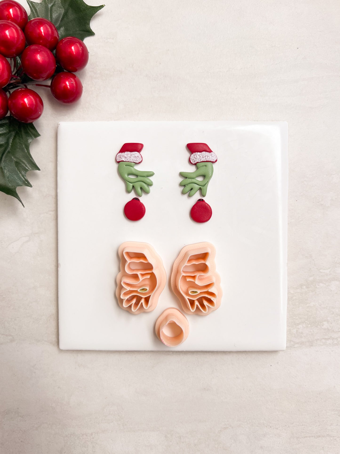 Grinch Hand Clay Cutter | Grinch Hand Polymer Clay Cutter for DIY Christmas Earrings Holiday-Themed Jewelry and Handmade Festive Accessories