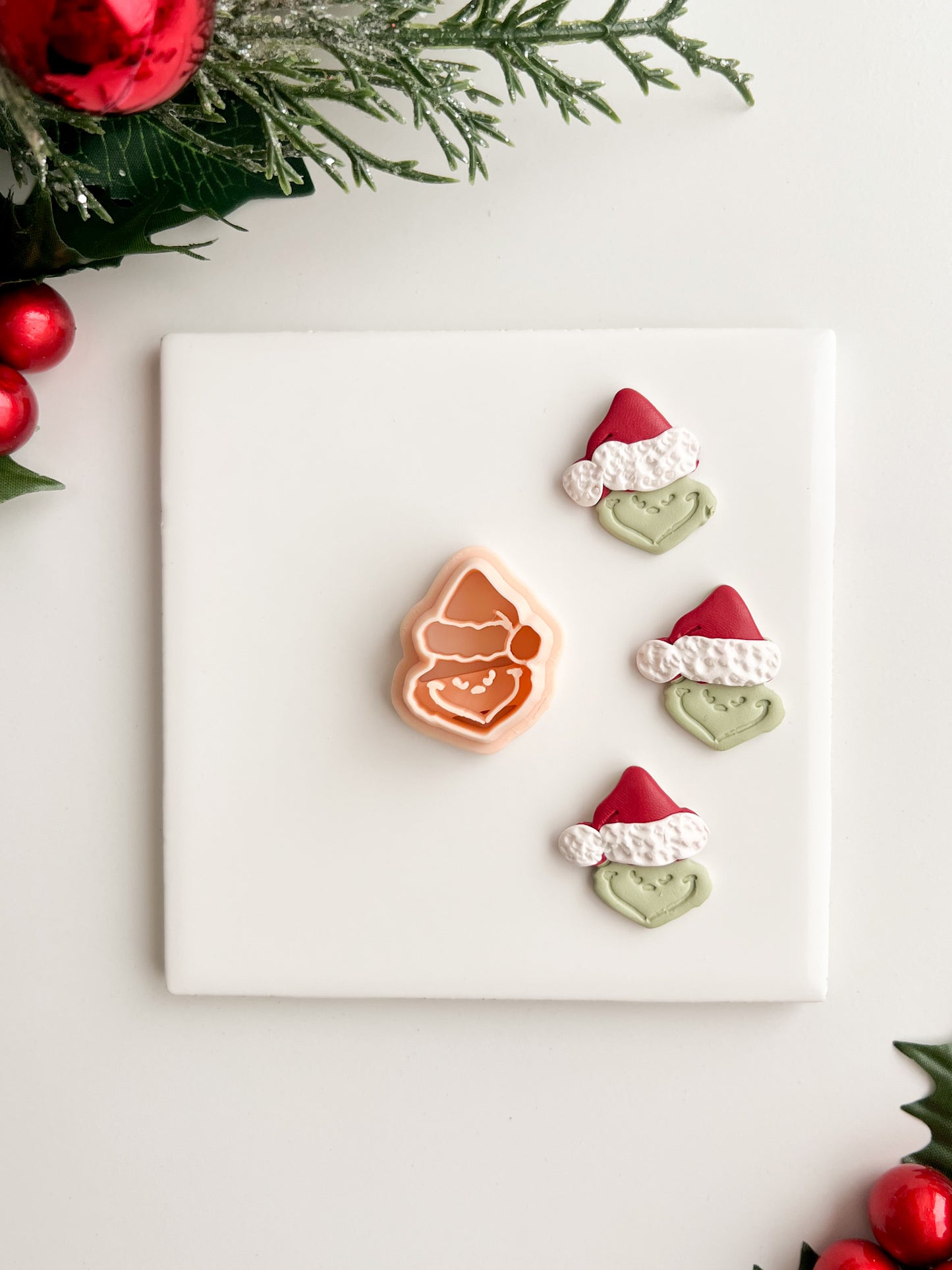 Grinch Head Set Clay Cutter | Grinch Head Set Polymer Clay Cutter for DIY Christmas Earrings Holiday-Themed Jewelry and Handmade Festive Accessories