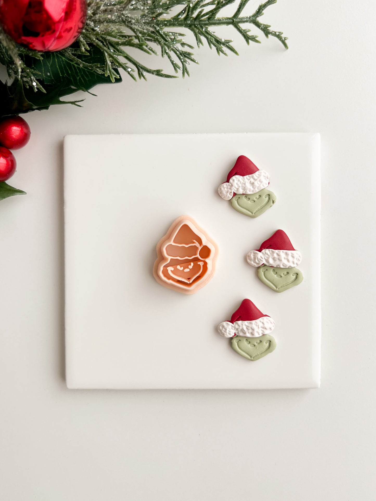 Grinch Head Set Clay Cutter | Grinch Head Set Polymer Clay Cutter for DIY Christmas Earrings Holiday-Themed Jewelry and Handmade Festive Accessories