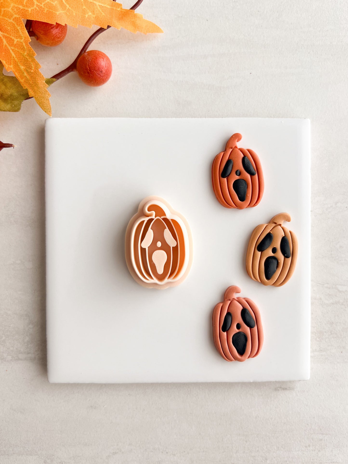 Scream Mask Pumpkin Clay Cutter | Halloween Horror Polymer Clay Cutter for Spooky Earrings and Crafts