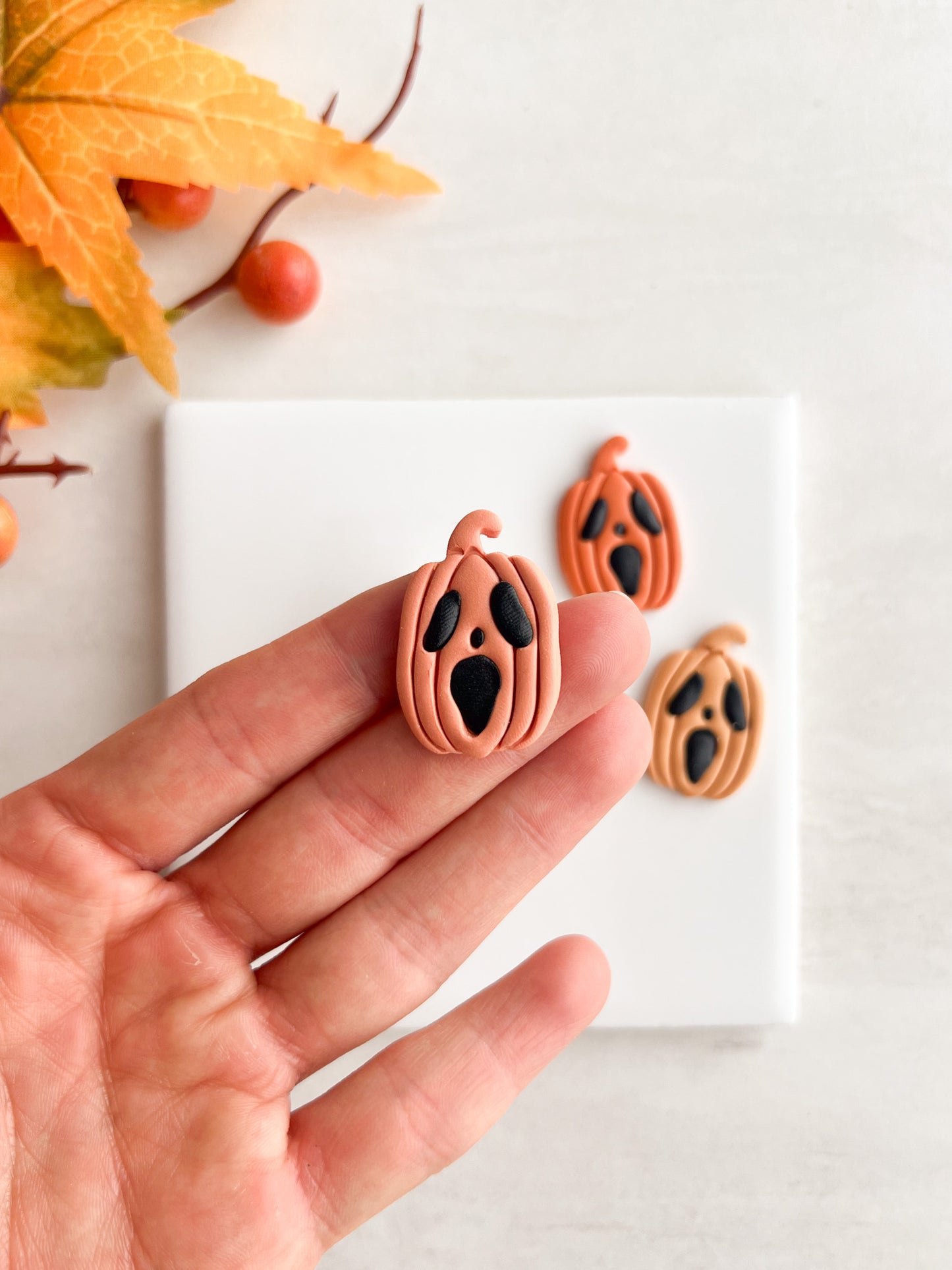 Scream Mask Pumpkin Clay Cutter | Halloween Horror Polymer Clay Cutter for Spooky Earrings and Crafts