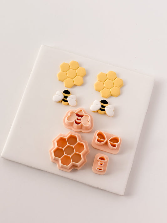 Honeybee with Honeycomb Clay Cutter | Honeybee Polymer Clay Cutter for DIY Nature Earrings Bee-Themed Jewelry and Handmade Pollinator Accessories