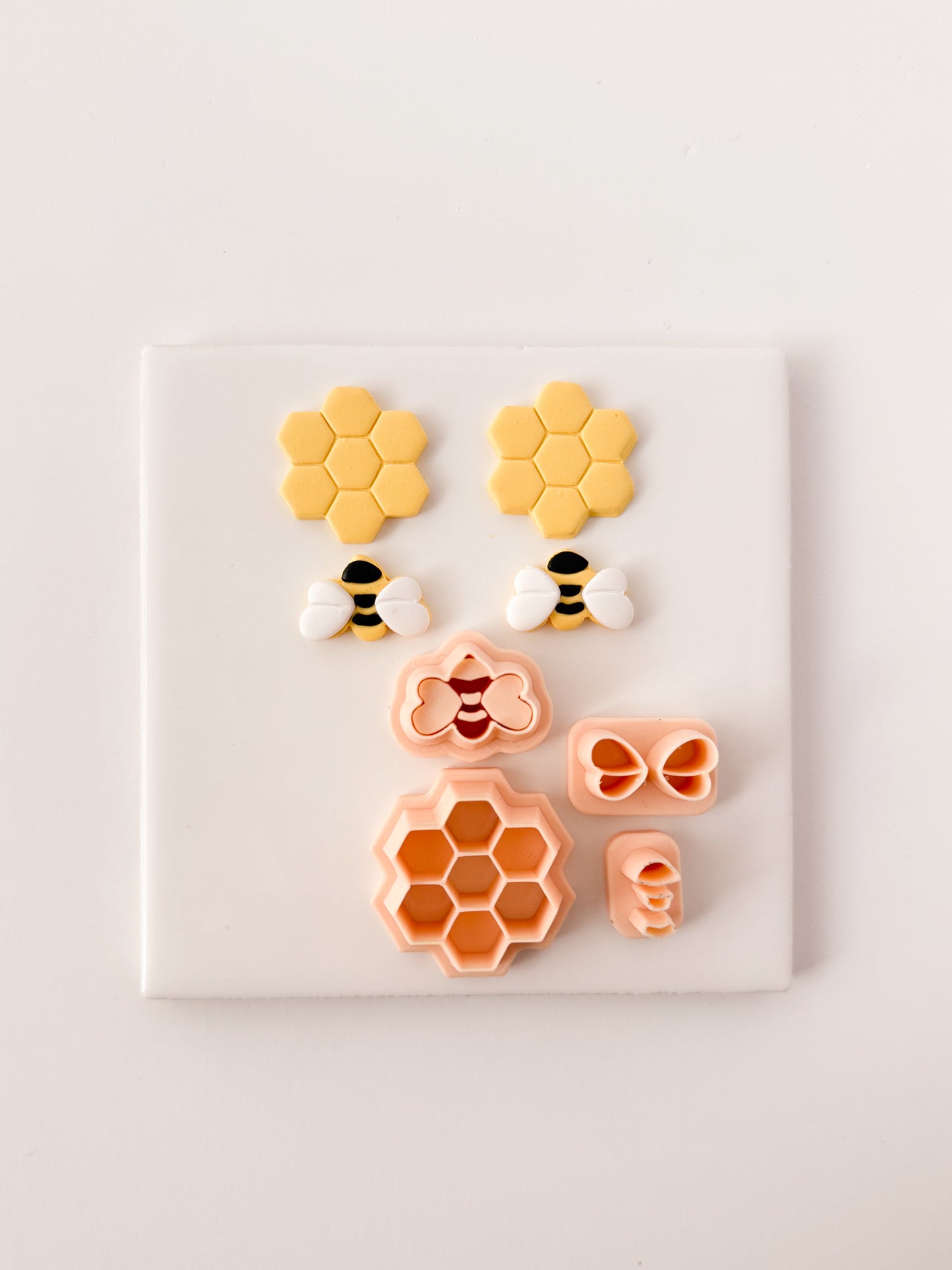 Honeybee with Honeycomb Clay Cutter | Honeybee Polymer Clay Cutter for DIY Nature Earrings Bee-Themed Jewelry and Handmade Pollinator Accessories
