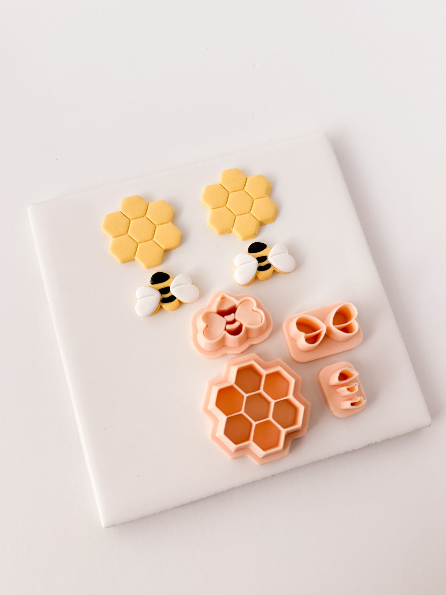 Honeybee with Honeycomb Clay Cutter | Honeybee Polymer Clay Cutter for DIY Nature Earrings Bee-Themed Jewelry and Handmade Pollinator Accessories