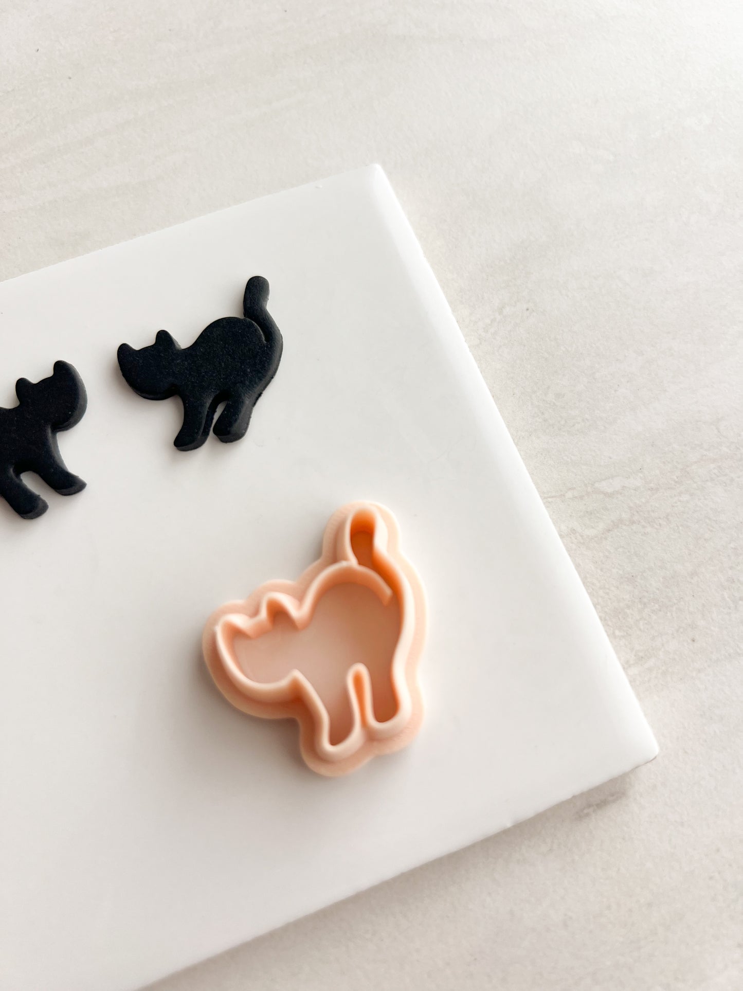 Cat No. 5 Clay Cutter | Cat No. 5 Polymer Clay Cutter for DIY Pet Earrings Animal-Themed Jewelry and Handmade Cute Accessories