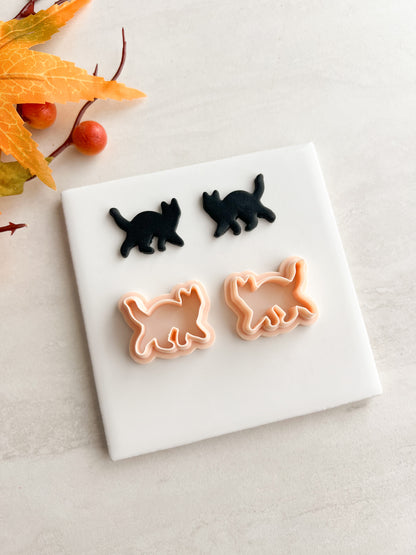 Cat Mirror No. 2 Clay Cutter | Cat Mirror No. 2 Polymer Clay Cutter for DIY Reflective Earrings Cat-Themed Jewelry and Handmade Elegant Accessories