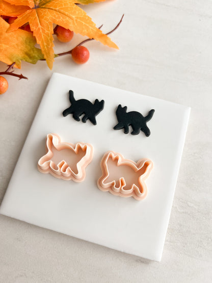 Cat Mirror No. 2 Clay Cutter | Cat Mirror No. 2 Polymer Clay Cutter for DIY Reflective Earrings Cat-Themed Jewelry and Handmade Elegant Accessories