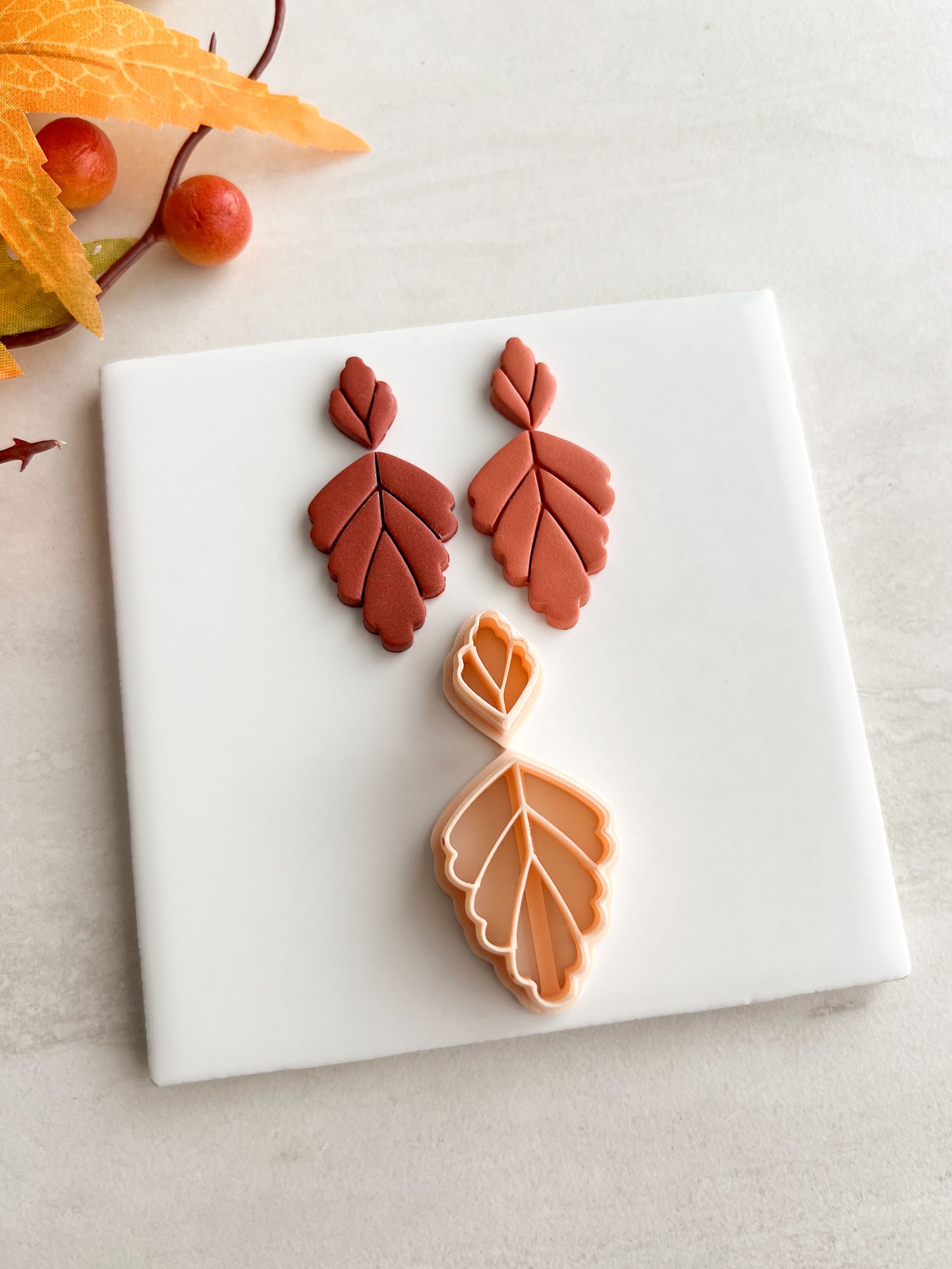 Scalloped Leaf Dangle No. 1 Clay Cutter | Scalloped Leaf Dangle No. 1 Polymer Clay Cutter for DIY Nature Earrings Botanical Jewelry and Handmade Boho Accessories