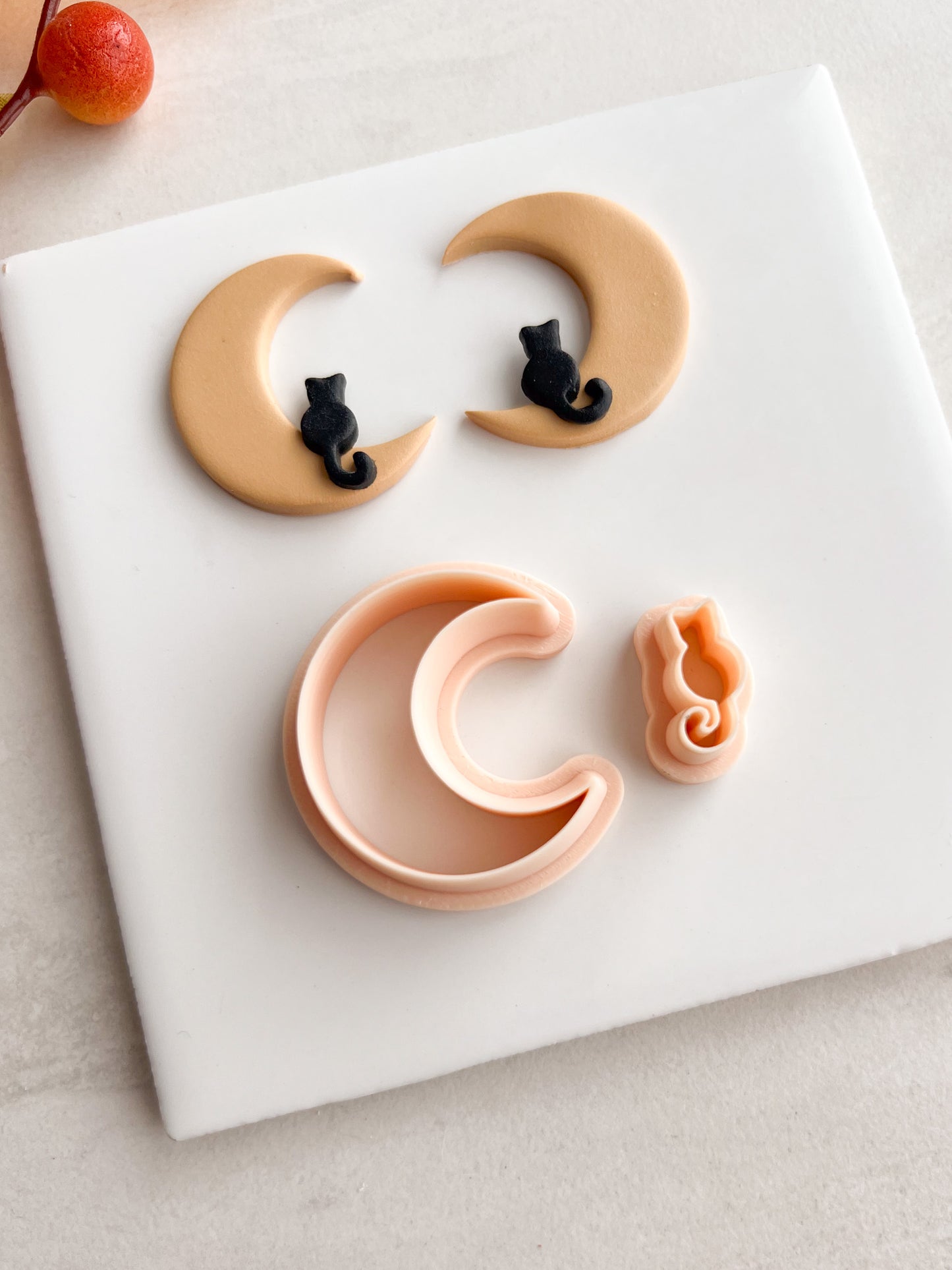 Cat and Moon Clay Cutter | Cat and Moon Polymer Clay Cutter for DIY Celestial Earrings Moon-Themed Jewelry and Handmade Cat Accessories