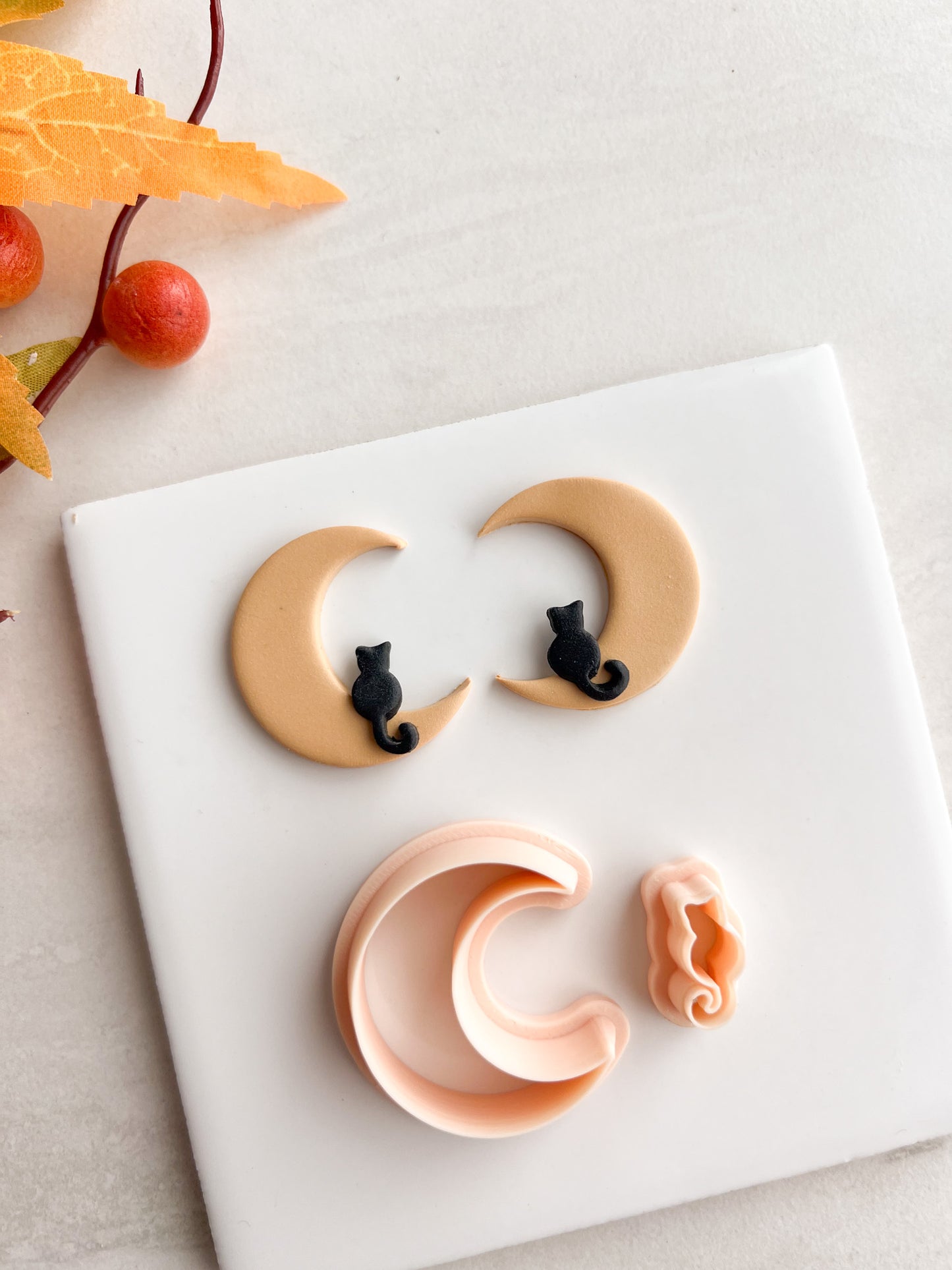 Cat and Moon Clay Cutter | Cat and Moon Polymer Clay Cutter for DIY Celestial Earrings Moon-Themed Jewelry and Handmade Cat Accessories