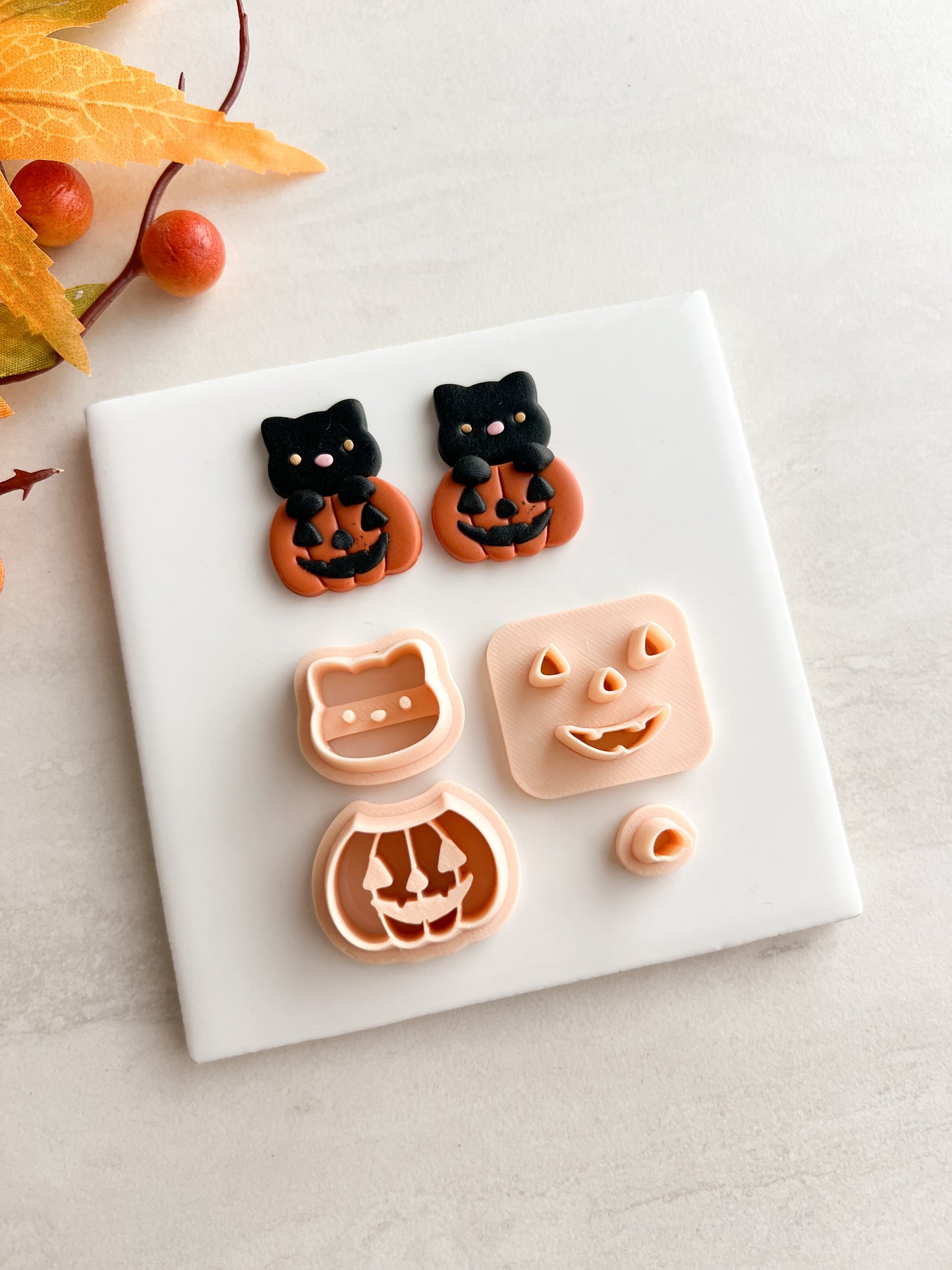 Cat Jack O'Lantern Clay Cutter | Cat Jack O'Lantern Polymer Clay Cutter for DIY Halloween Earrings Spooky-Themed Jewelry and Handmade Cute Accessories