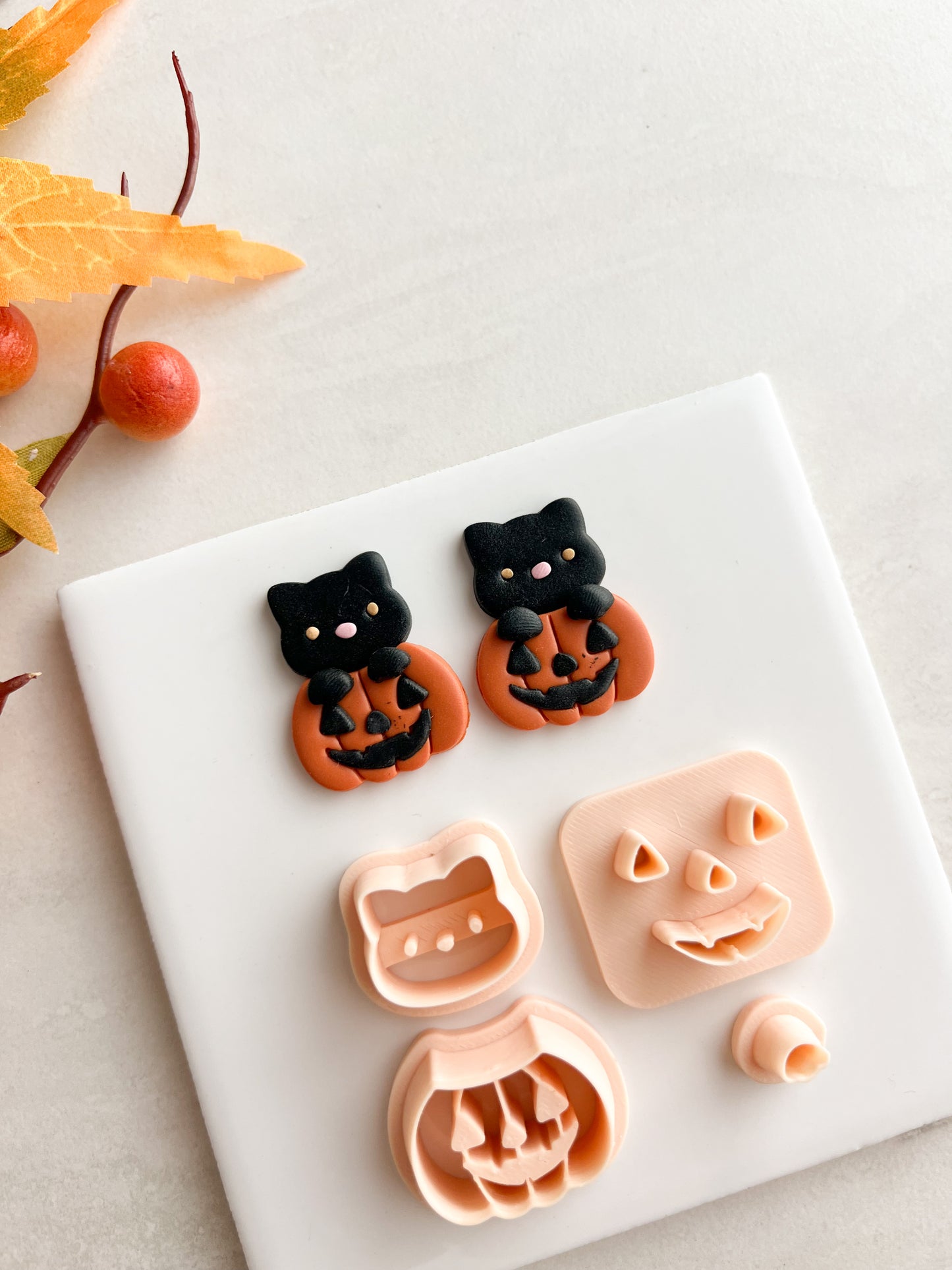 Cat Jack O'Lantern Clay Cutter | Cat Jack O'Lantern Polymer Clay Cutter for DIY Halloween Earrings Spooky-Themed Jewelry and Handmade Cute Accessories