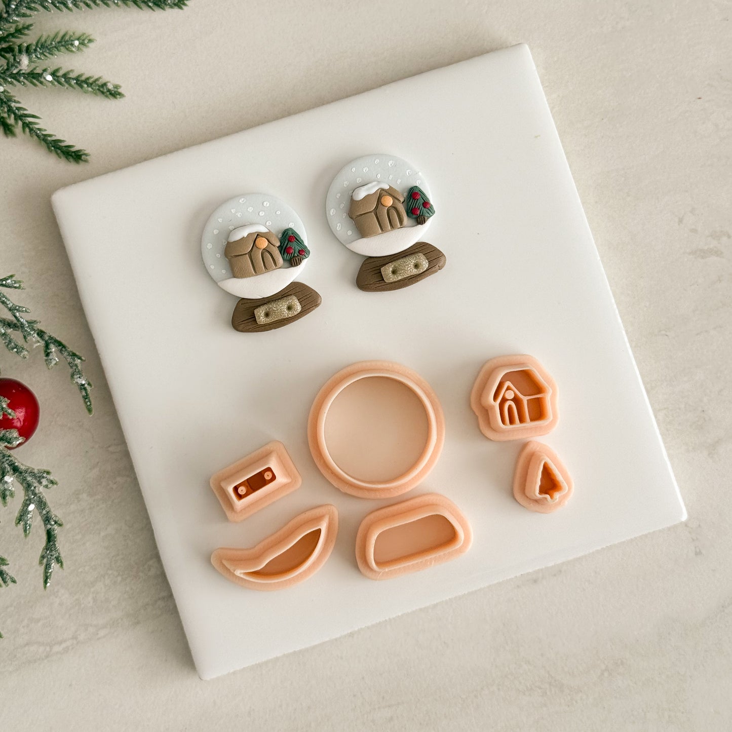 2025 Snowglobe No. 1 Builder | Festive Polymer Clay Cutter