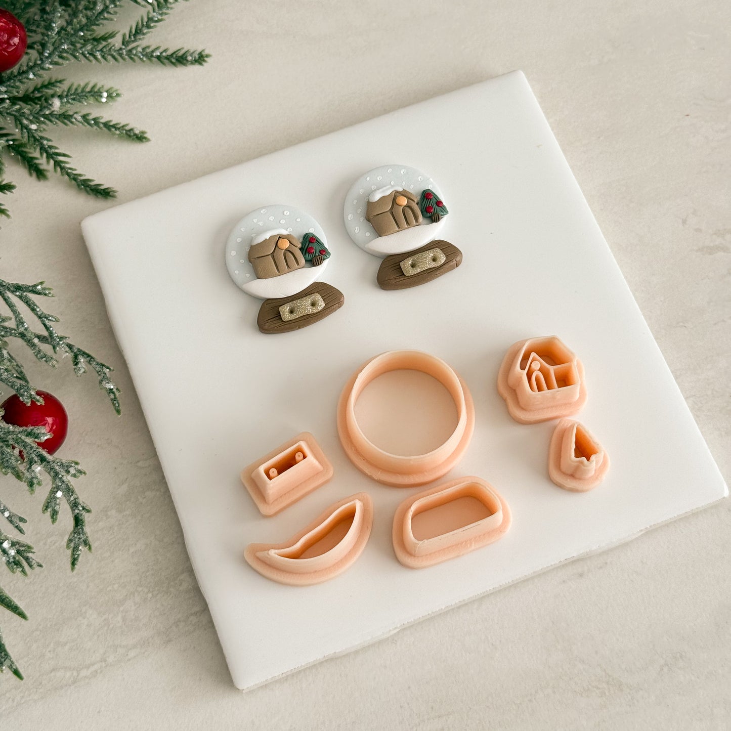 2025 Snowglobe No. 1 Builder | Festive Polymer Clay Cutter