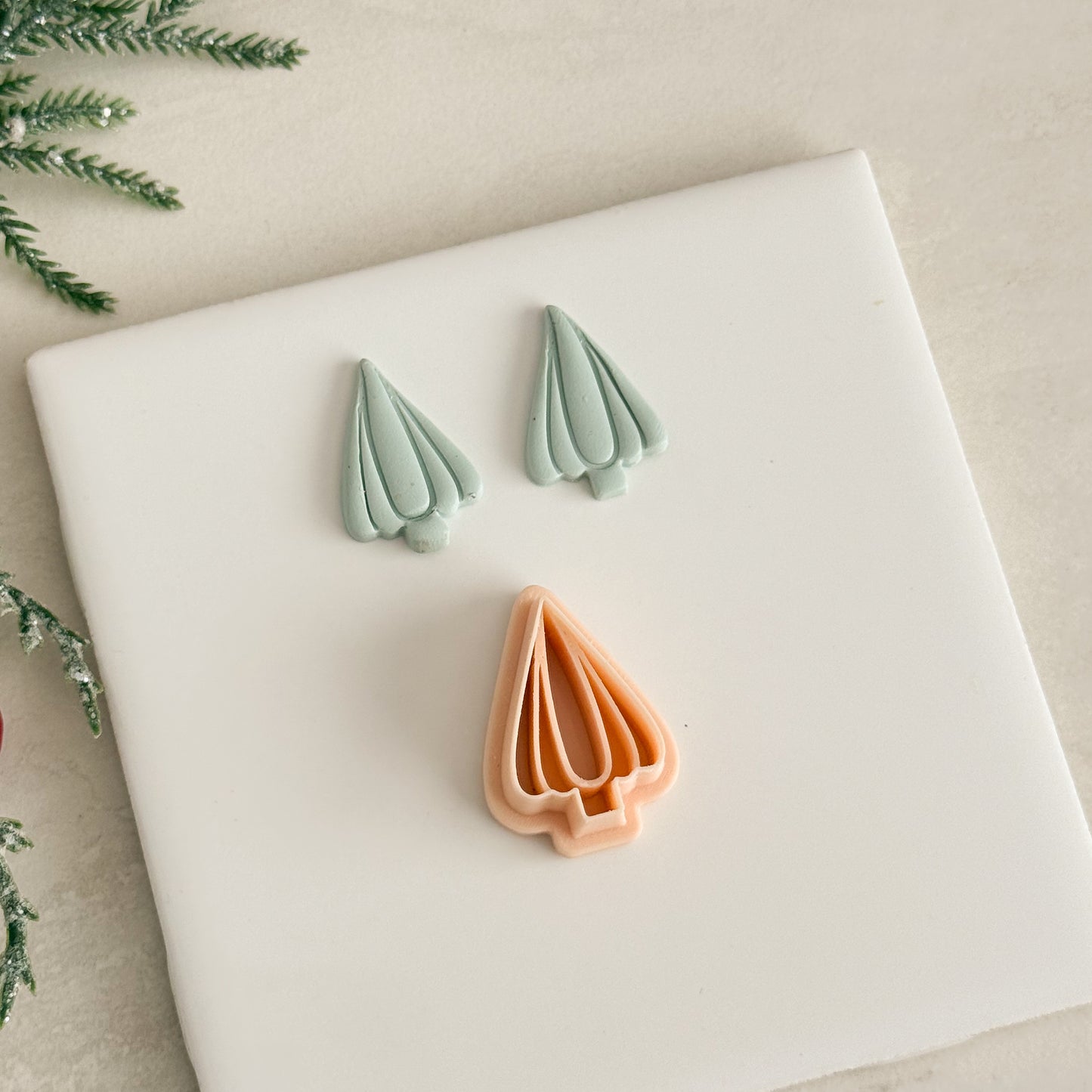 2025 Glass Christmas Tree No. 1 | Festive Polymer Clay Cutters