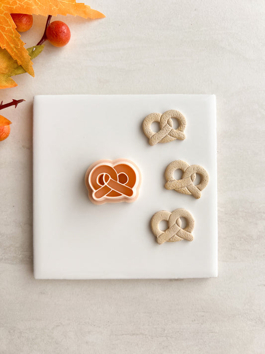 Pretzel Clay Cutter | Pretzel Polymer Clay Cutter for DIY Snack Earrings Food-Themed Jewelry and Handmade Cute Accessories