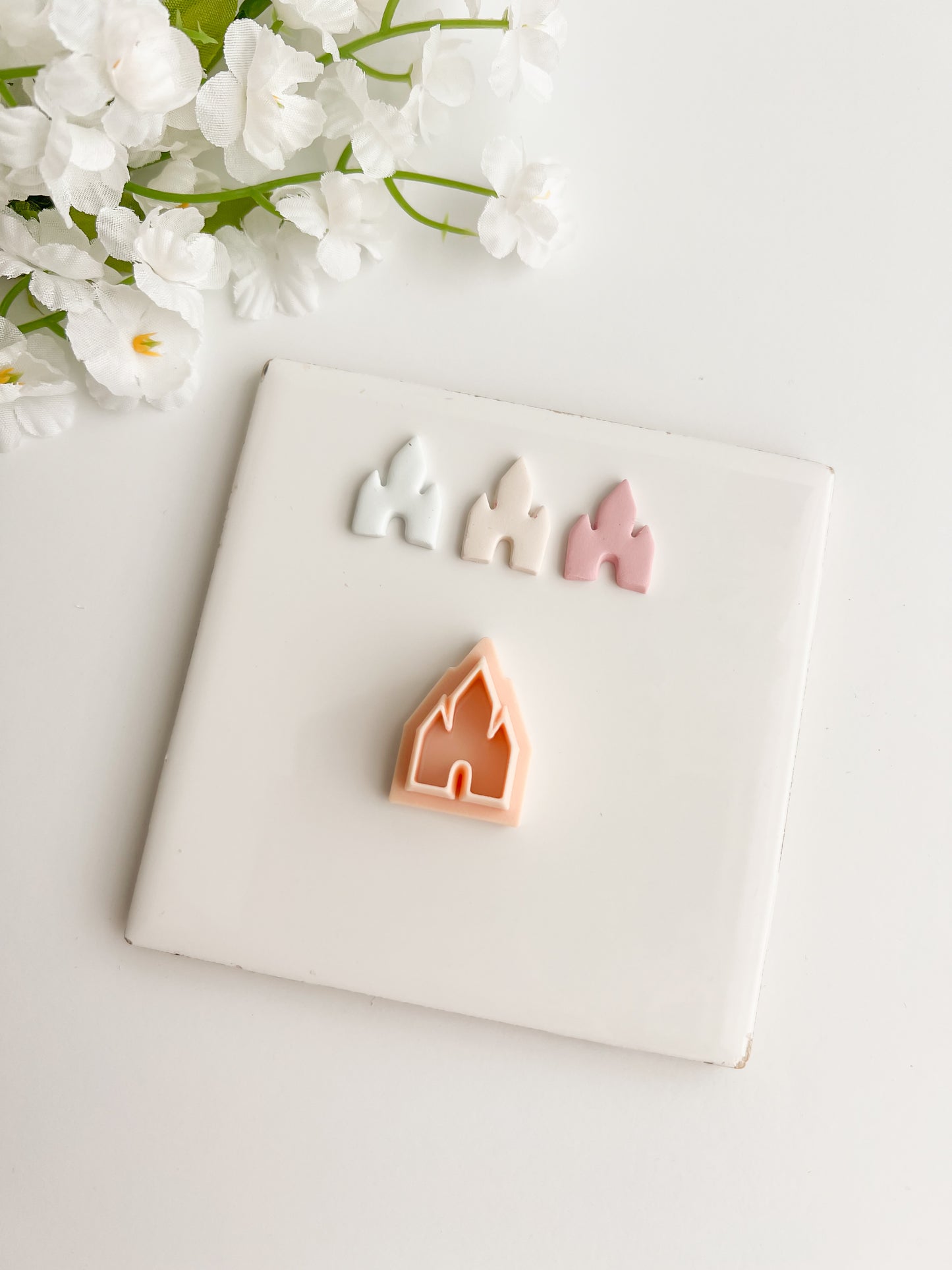 Castle Stud Clay Cutter | Castle Stud Polymer Clay Cutter for DIY Fantasy Earrings Fairytale-Themed Jewelry and Handmade Elegant Accessories