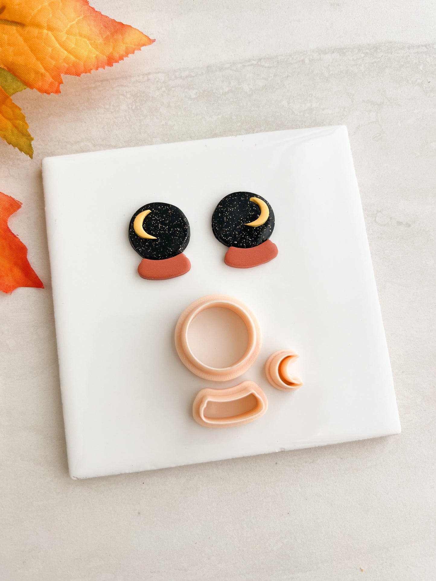 Crystal Ball Clay Cutter | Crystal Ball Polymer Clay Cutter for DIY Mystic Earrings Magic-Themed Jewelry and Handmade Fantasy Accessories