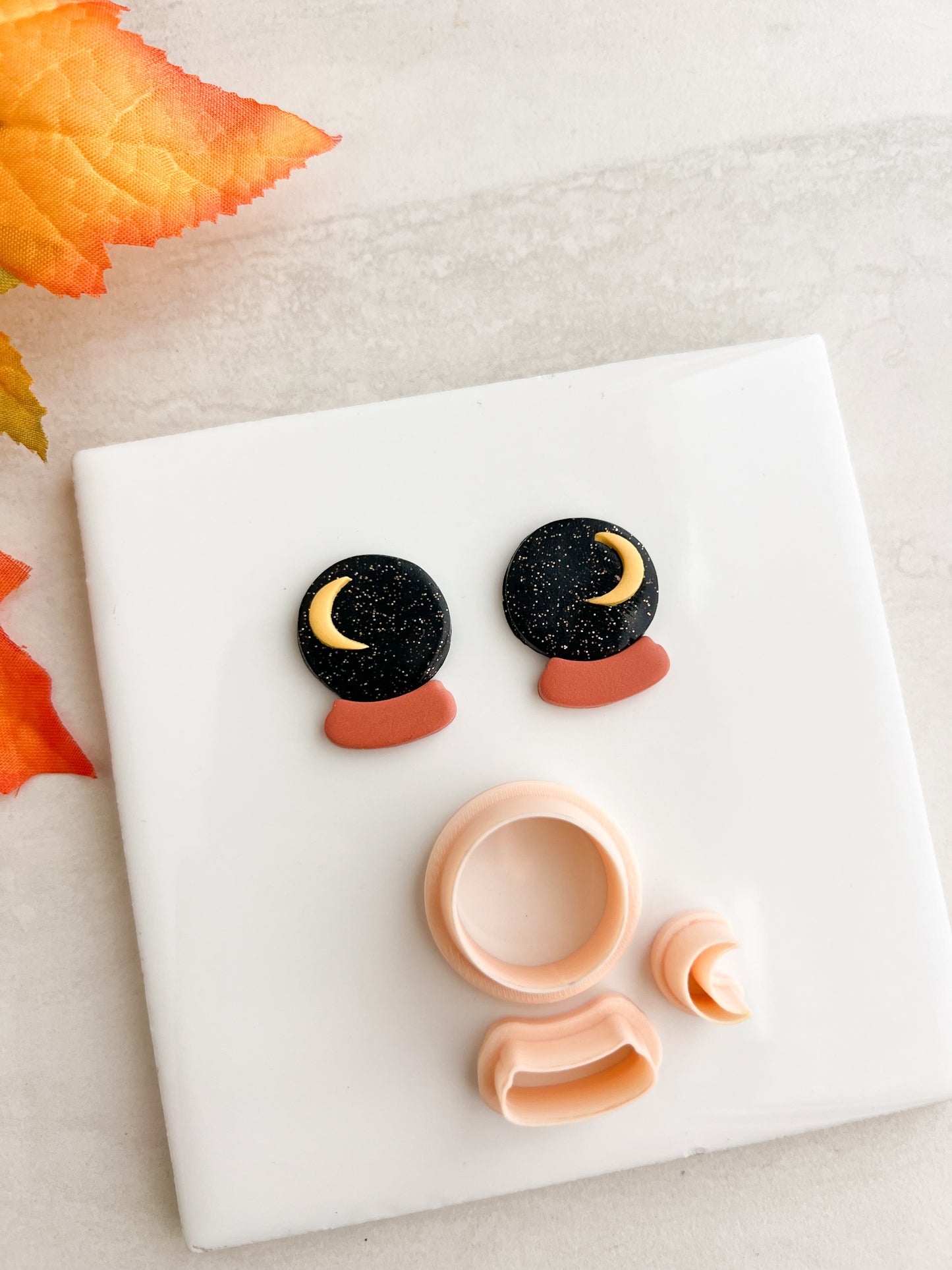 Crystal Ball Clay Cutter | Crystal Ball Polymer Clay Cutter for DIY Mystic Earrings Magic-Themed Jewelry and Handmade Fantasy Accessories