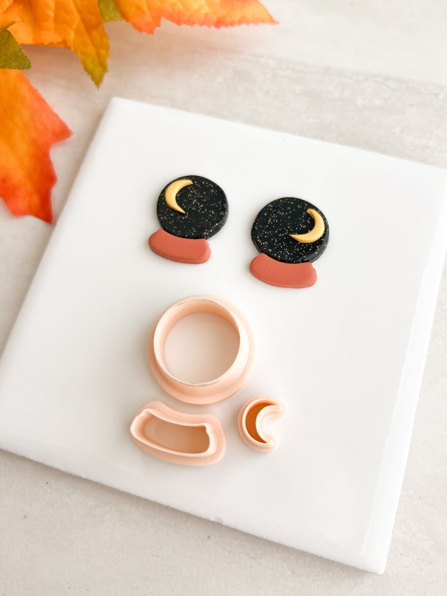 Crystal Ball Clay Cutter | Crystal Ball Polymer Clay Cutter for DIY Mystic Earrings Magic-Themed Jewelry and Handmade Fantasy Accessories