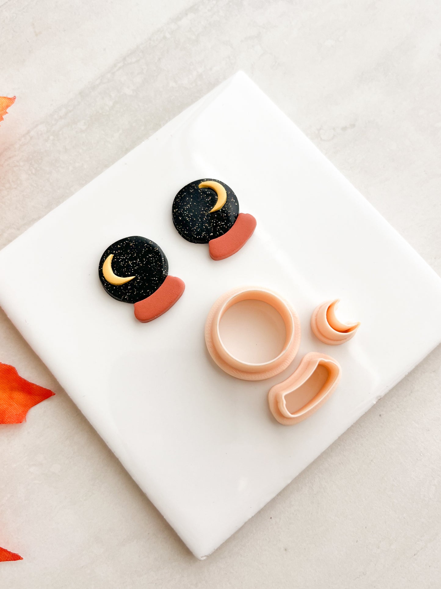 Crystal Ball Clay Cutter | Crystal Ball Polymer Clay Cutter for DIY Mystic Earrings Magic-Themed Jewelry and Handmade Fantasy Accessories