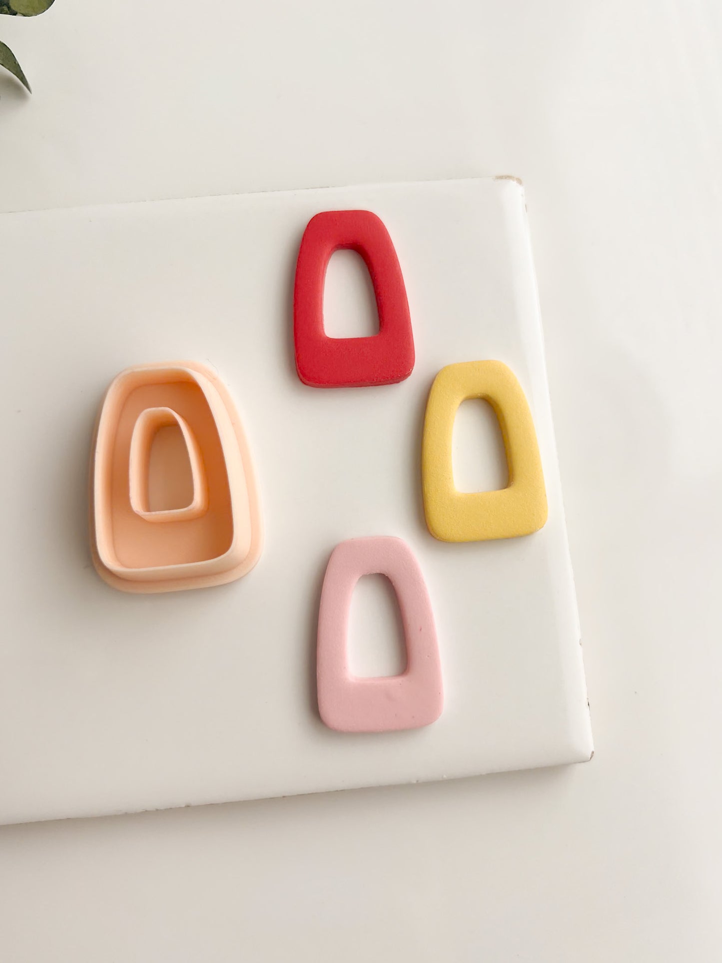 Donut Rounded Rectangle Clay Cutter | Donut Rounded Rectangle Polymer Clay Cutter for DIY Earrings Modern Jewelry and Unique Handmade Crafts