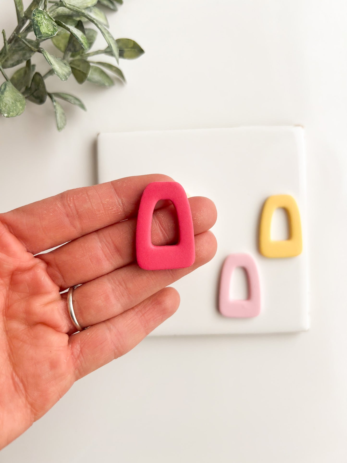Donut Rounded Rectangle Clay Cutter | Donut Rounded Rectangle Polymer Clay Cutter for DIY Earrings Modern Jewelry and Unique Handmade Crafts